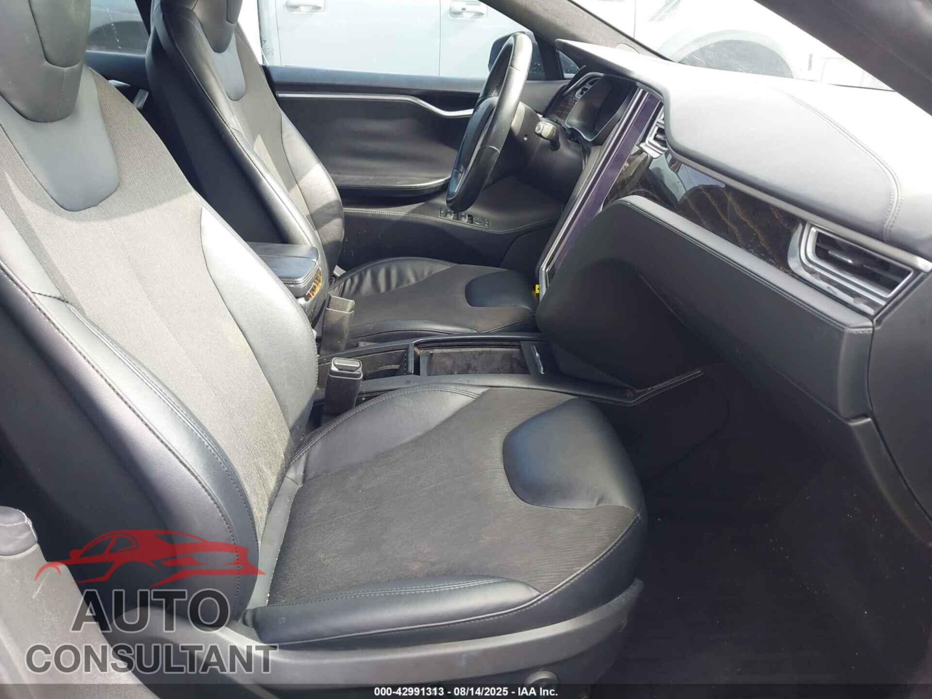 TESLA MODEL S 2016 - 5YJSA1E14GF176672