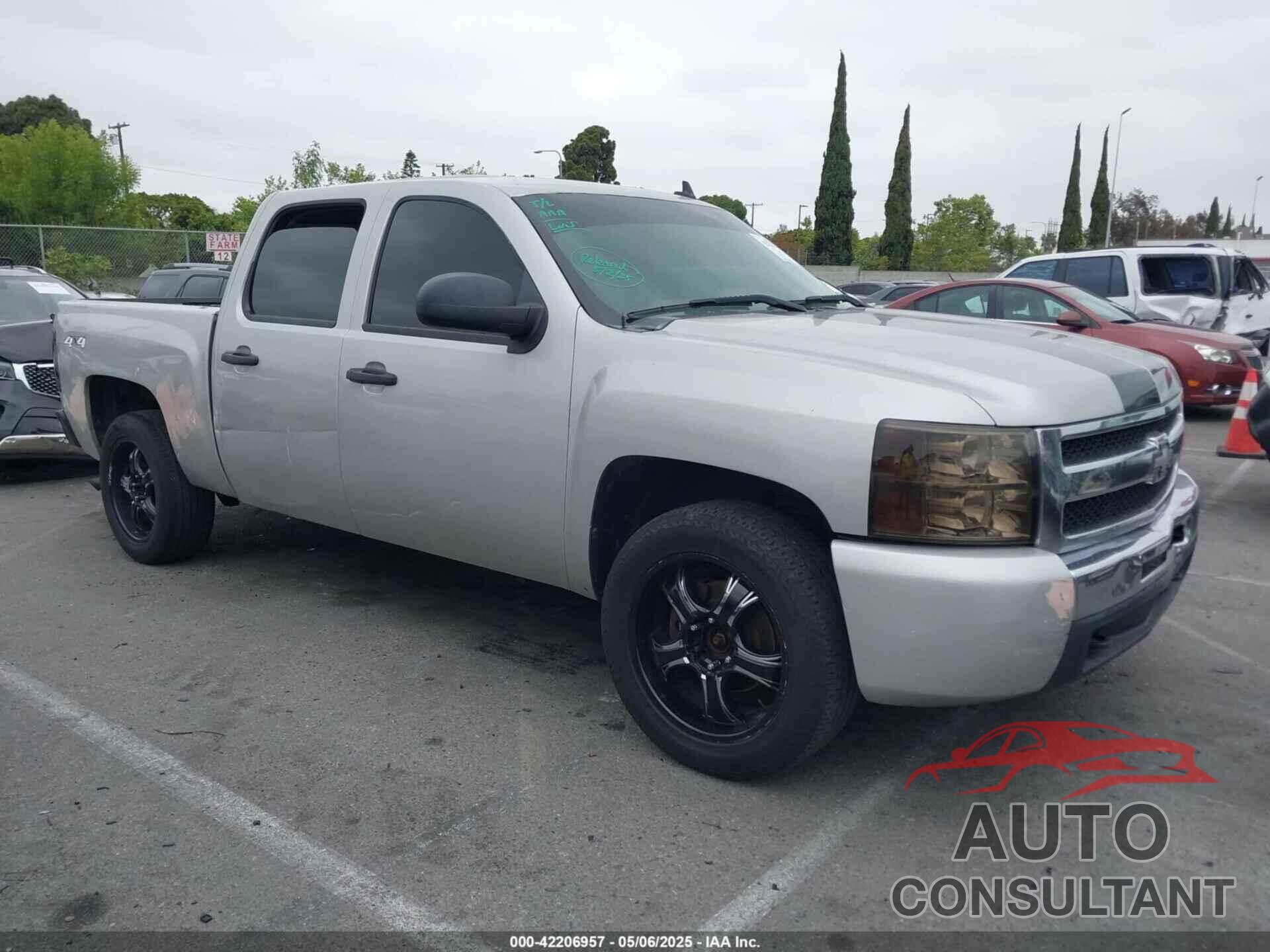 CHEVROLET SILVERADO 1500 2011 - 3GCPKREA4BG390355