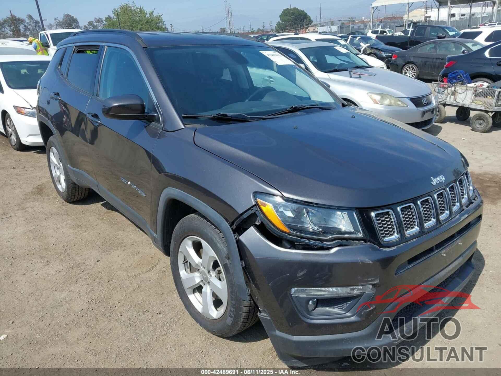 JEEP COMPASS 2019 - 3C4NJDBB8KT729491