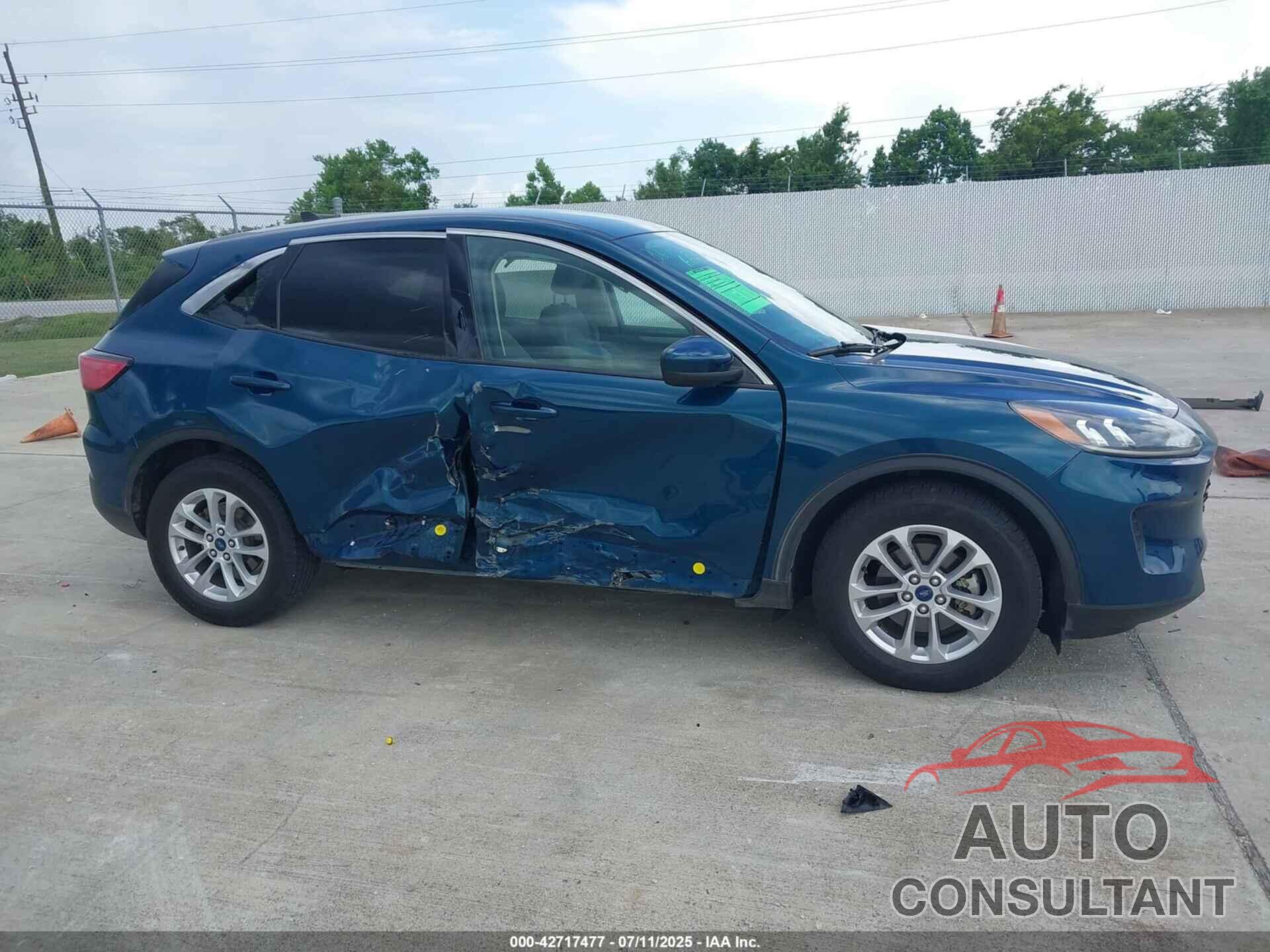 FORD ESCAPE 2020 - 1FMCU0G67LUB01931