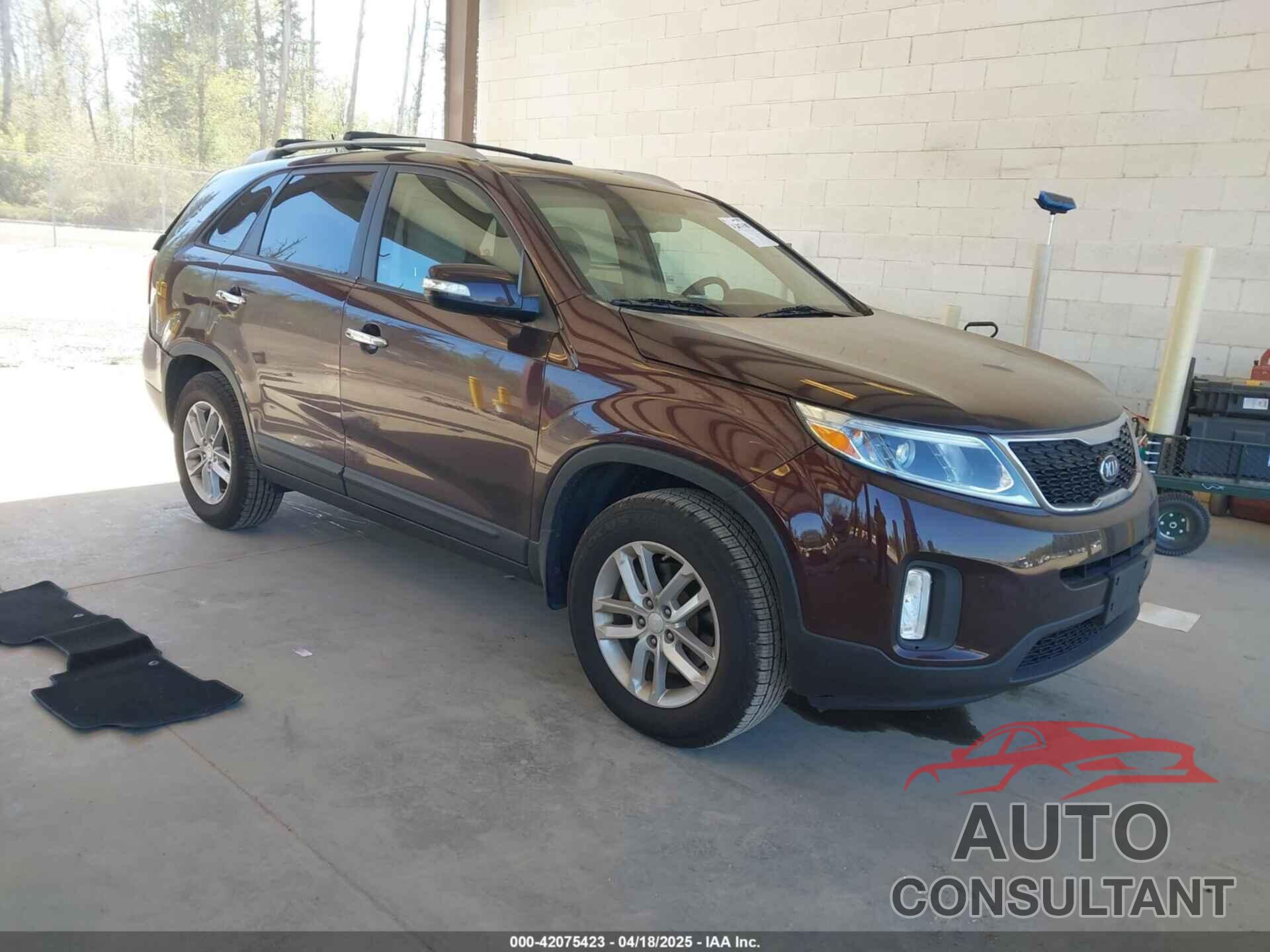 KIA SORENTO 2014 - 5XYKT4A61EG435606