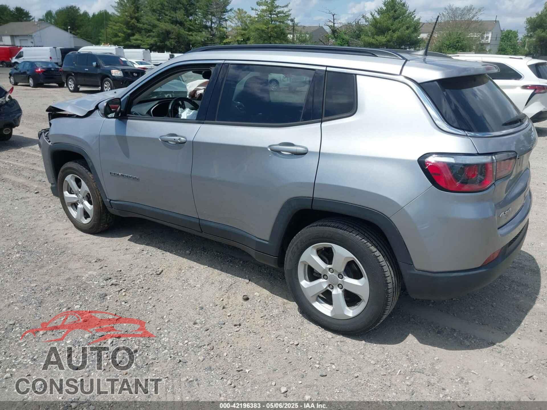 JEEP COMPASS 2019 - 3C4NJDBB6KT657190