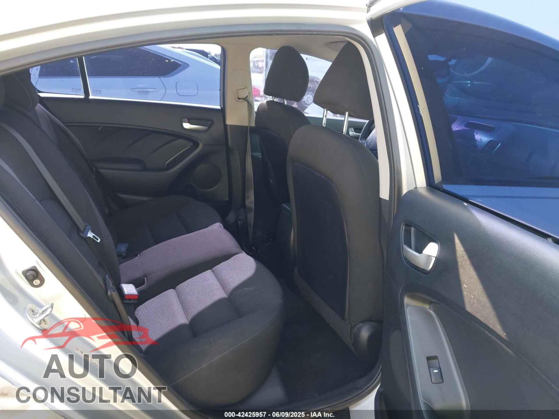 KIA FORTE 2017 - 3KPFK4A71HE064591