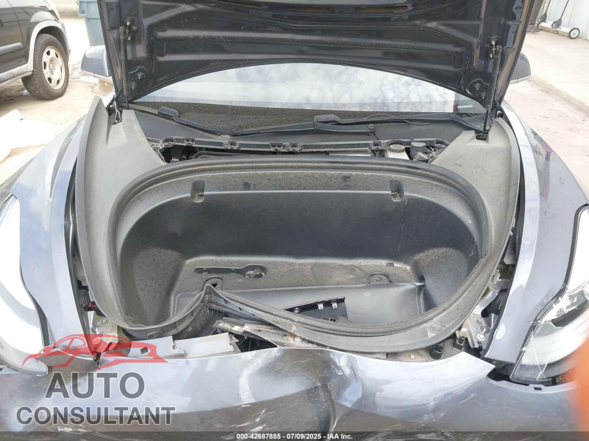 TESLA MODEL 3 2020 - 5YJ3E1EB7LF663182