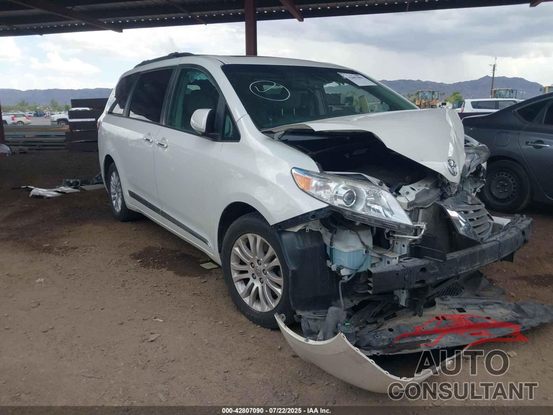 TOYOTA SIENNA 2017 - 5TDYZ3DC5HS859494
