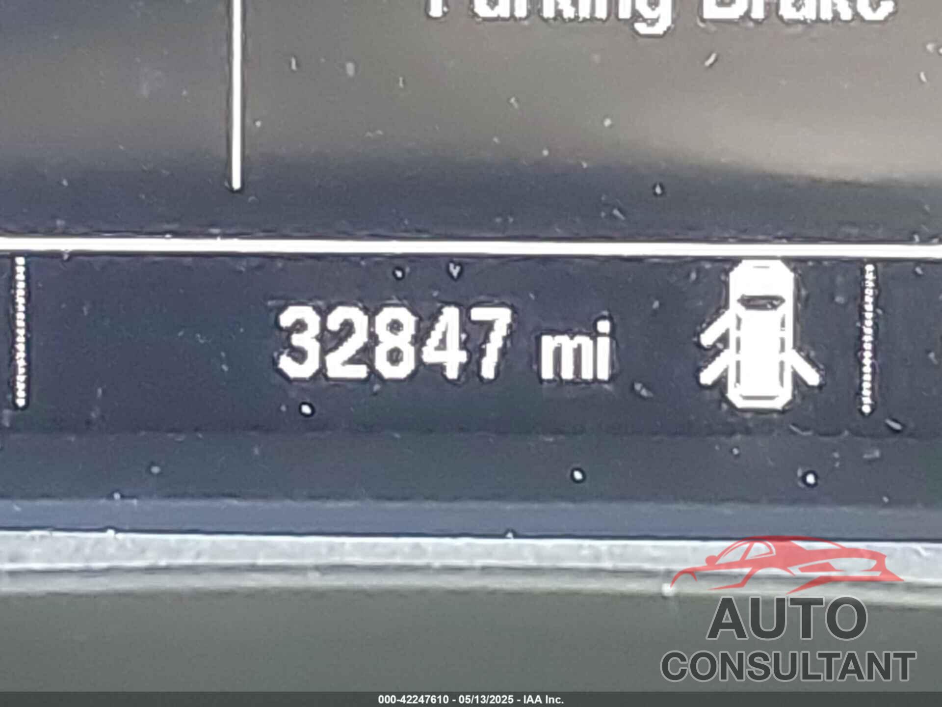 CHEVROLET TRAVERSE 2023 - 1GNERFKW7PJ173137