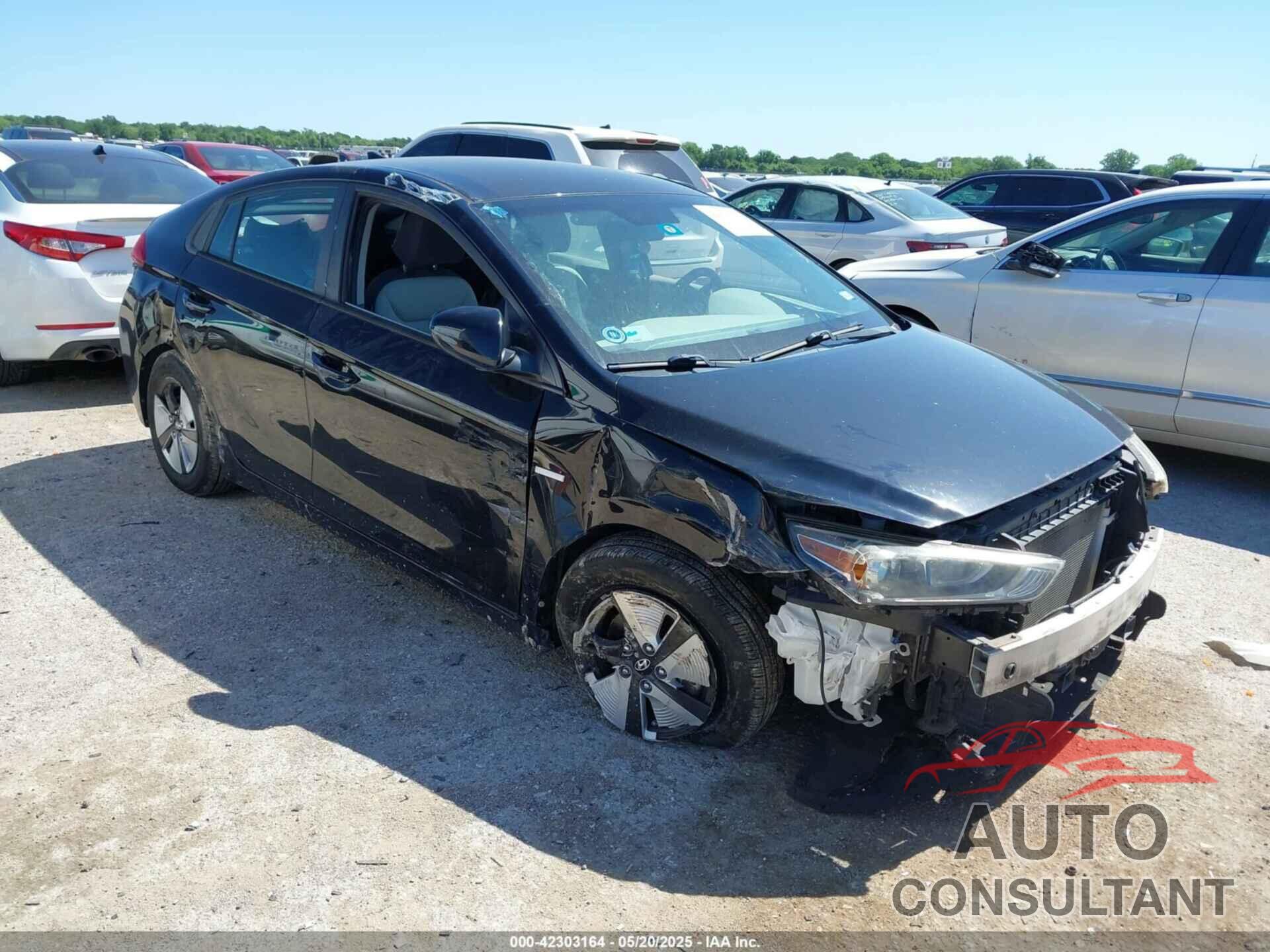 HYUNDAI IONIQ HYBRID 2017 - KMHC65LC0HU047169