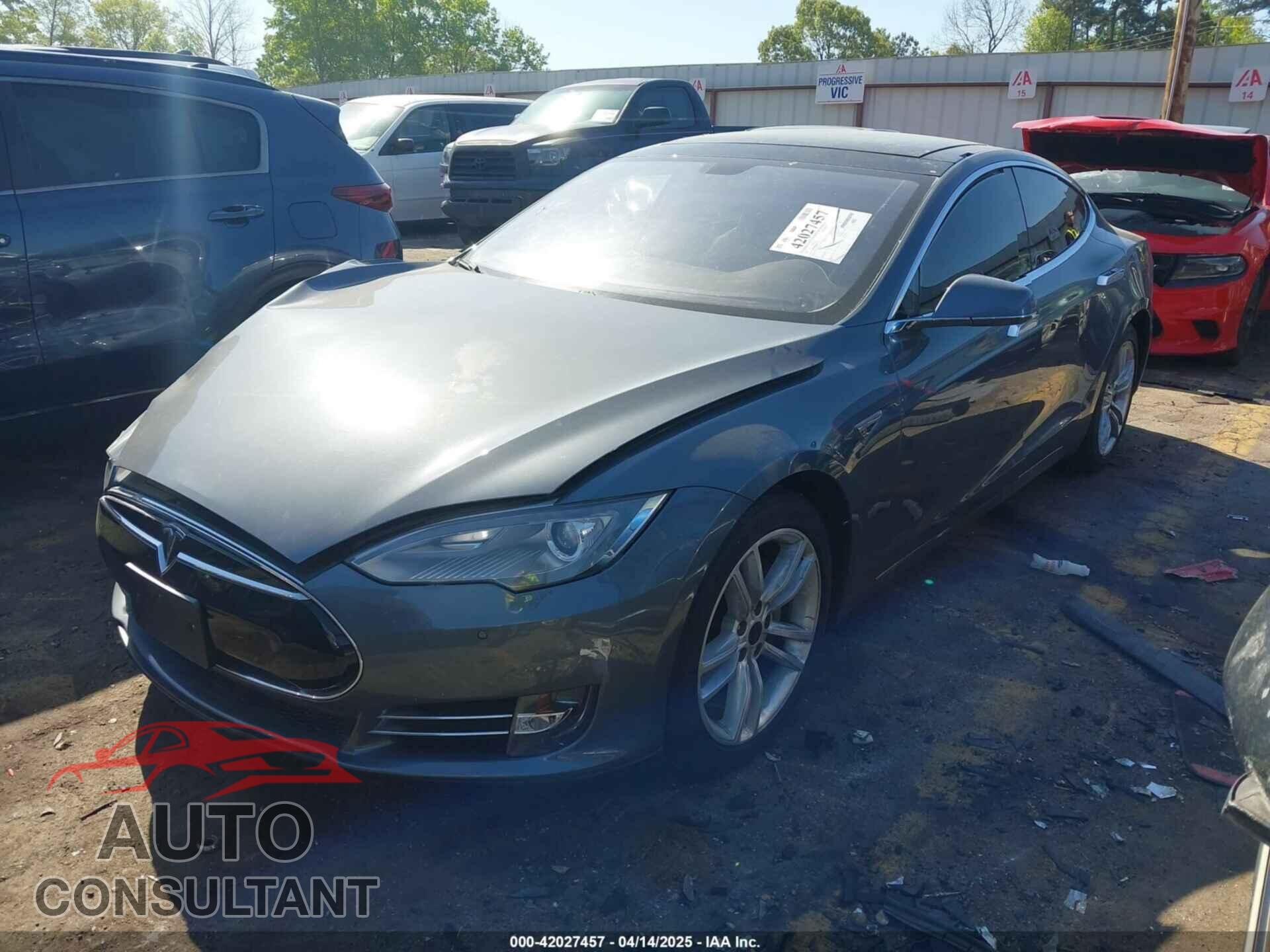 TESLA MODEL S 2014 - 5YJSA1S12EFP41227