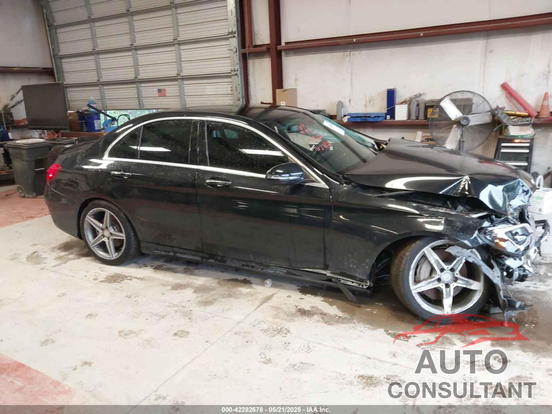 MERCEDES-BENZ C 300 2016 - 55SWF4KB3GU096800