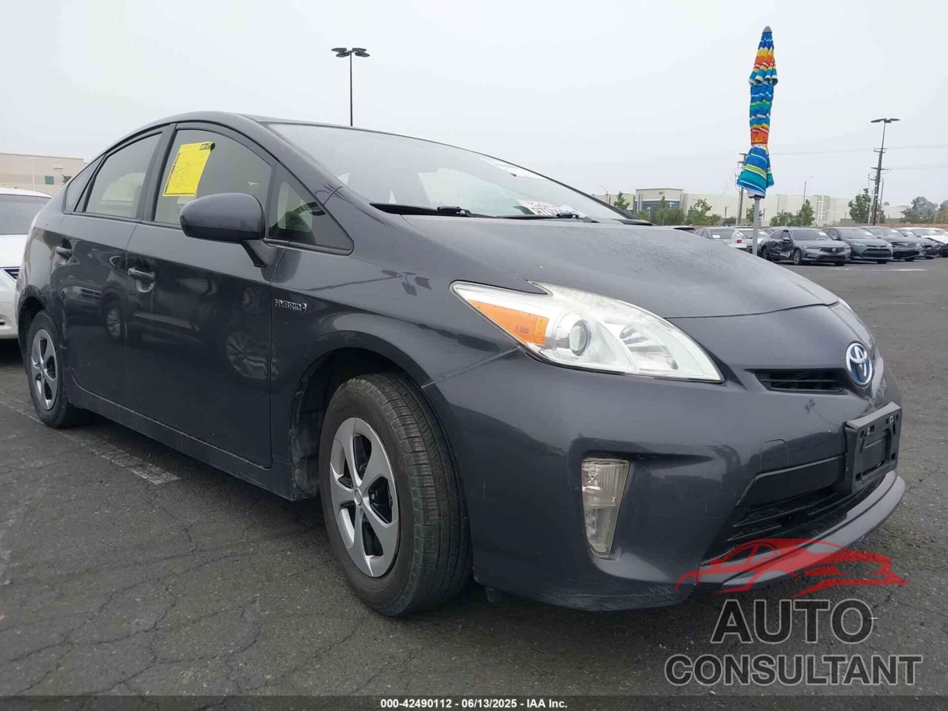 TOYOTA PRIUS 2015 - JTDKN3DU6F1977249
