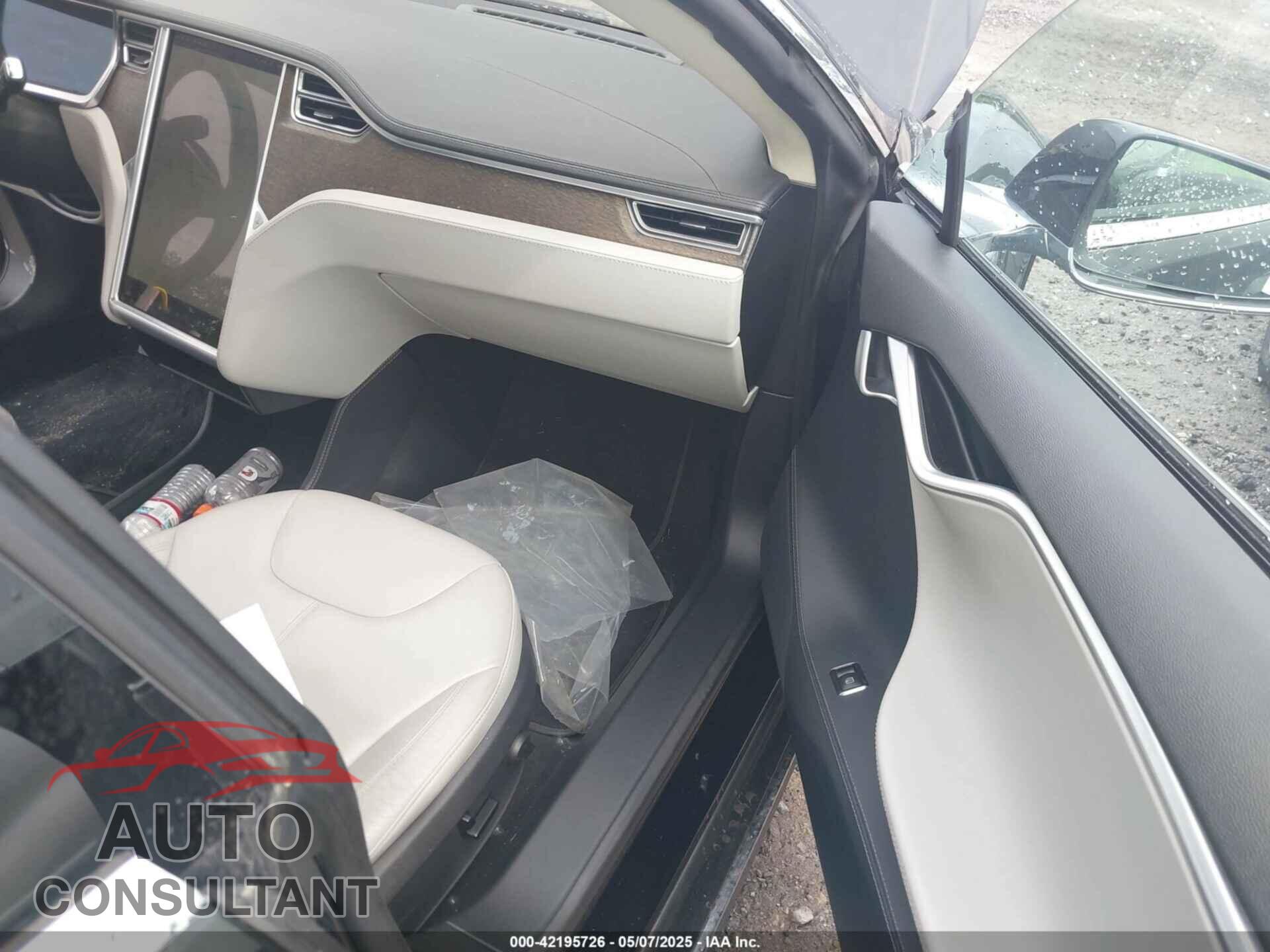 TESLA MODEL S 2013 - 5YJSA1DG7DFP26402