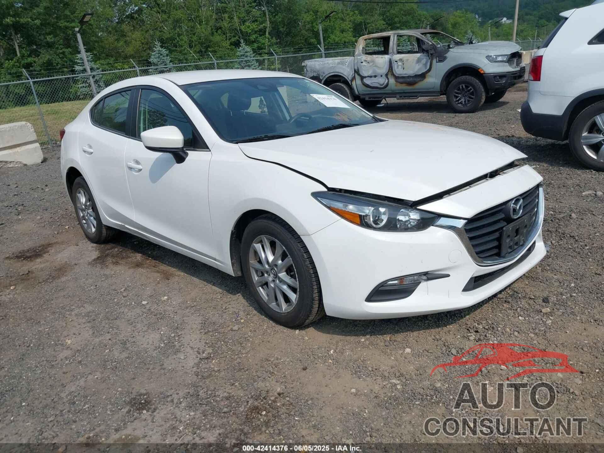 MAZDA MAZDA3 2018 - 3MZBN1U78JM173039