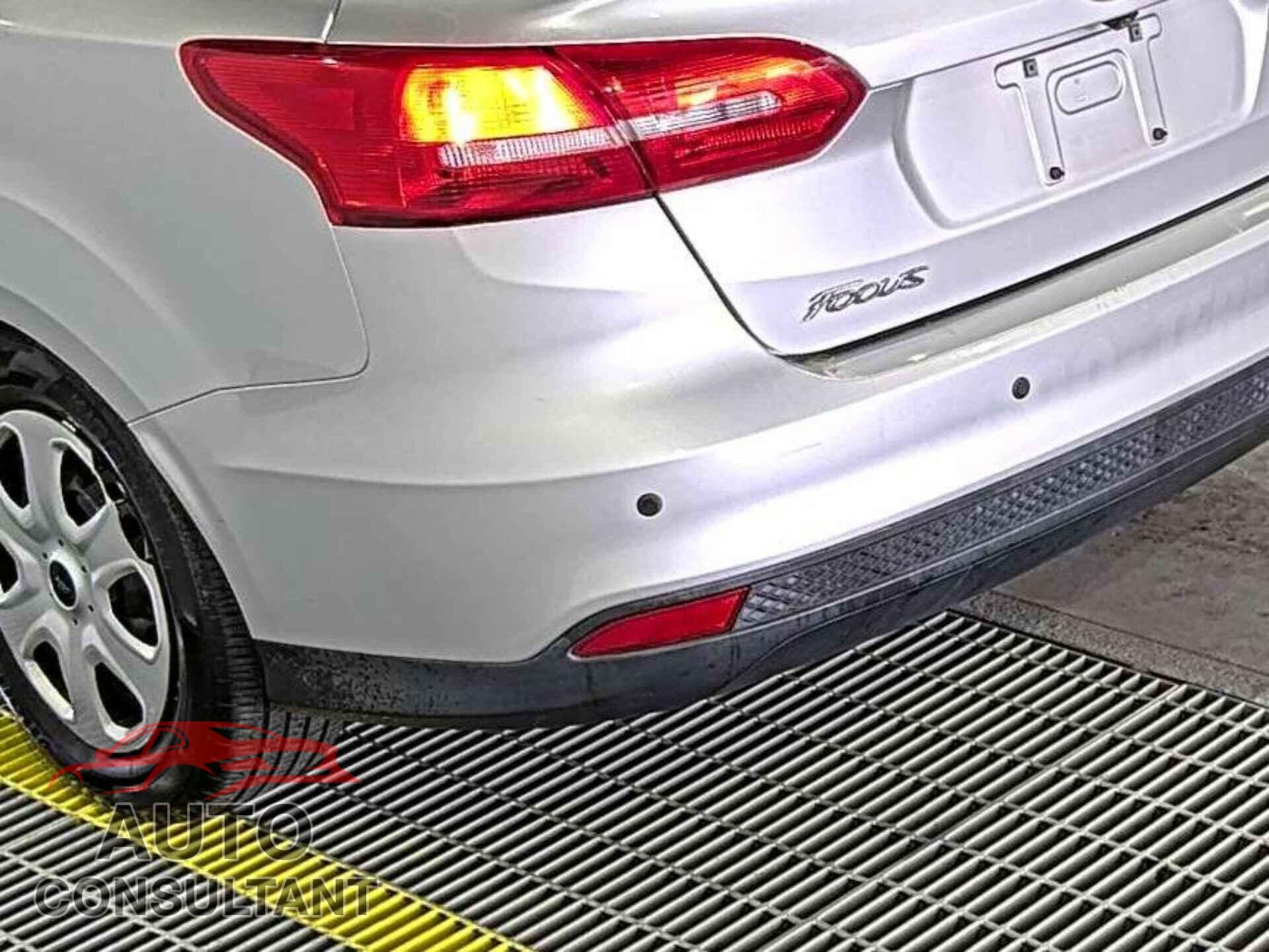 FORD FOCUS 2016 - 1FADP3E26GL366262