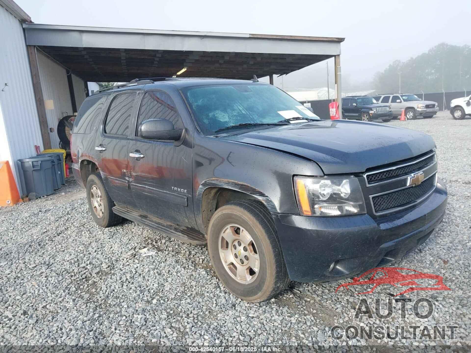 CHEVROLET TAHOE 2011 - 1GNSKBE06BR146450