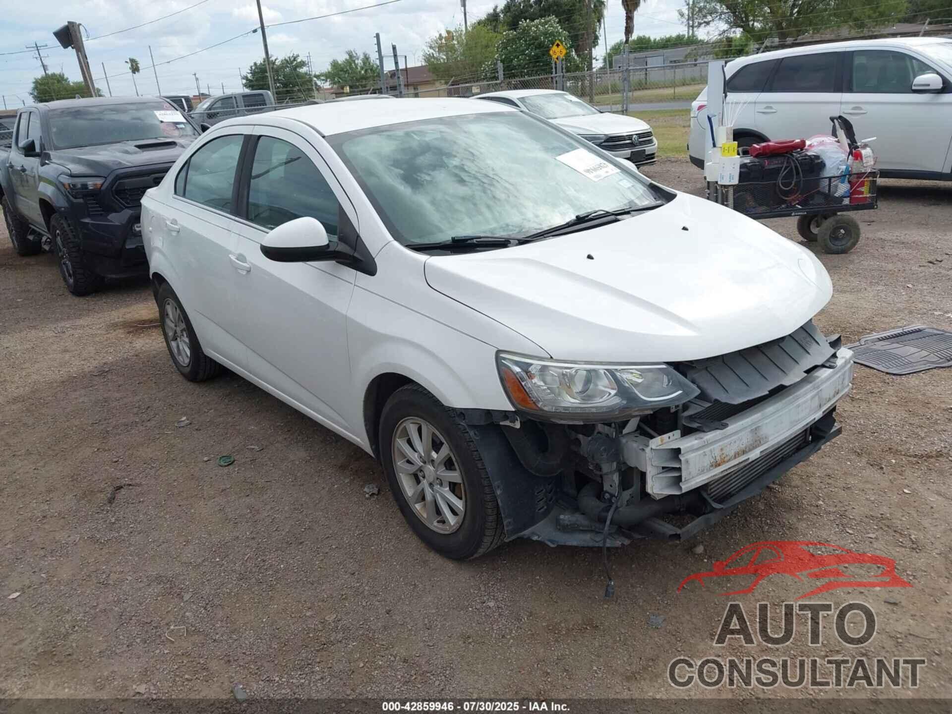 CHEVROLET SONIC 2019 - 1G1JD5SB7K4101755