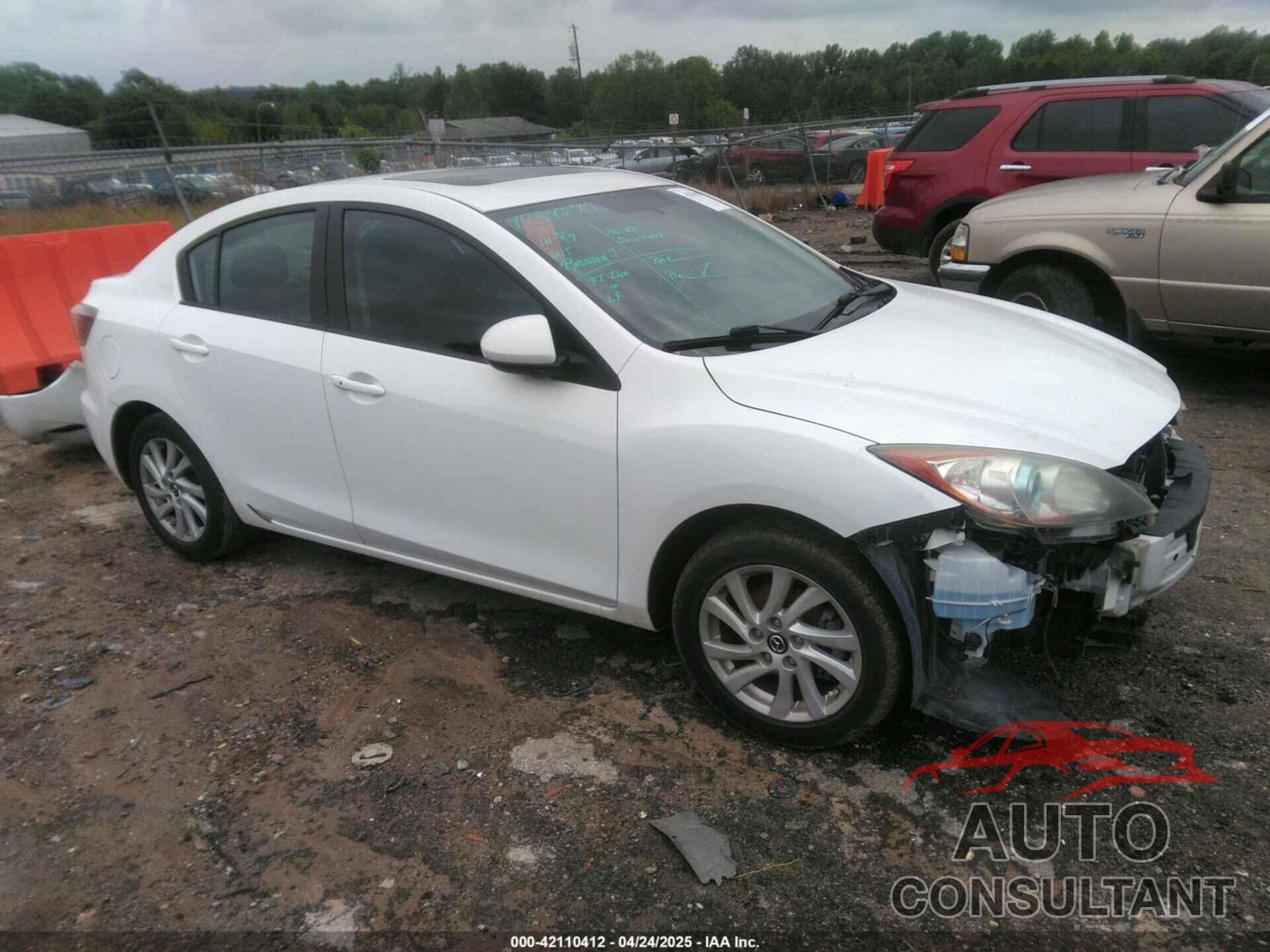 MAZDA MAZDA3 2013 - JM1BL1W76D1796506