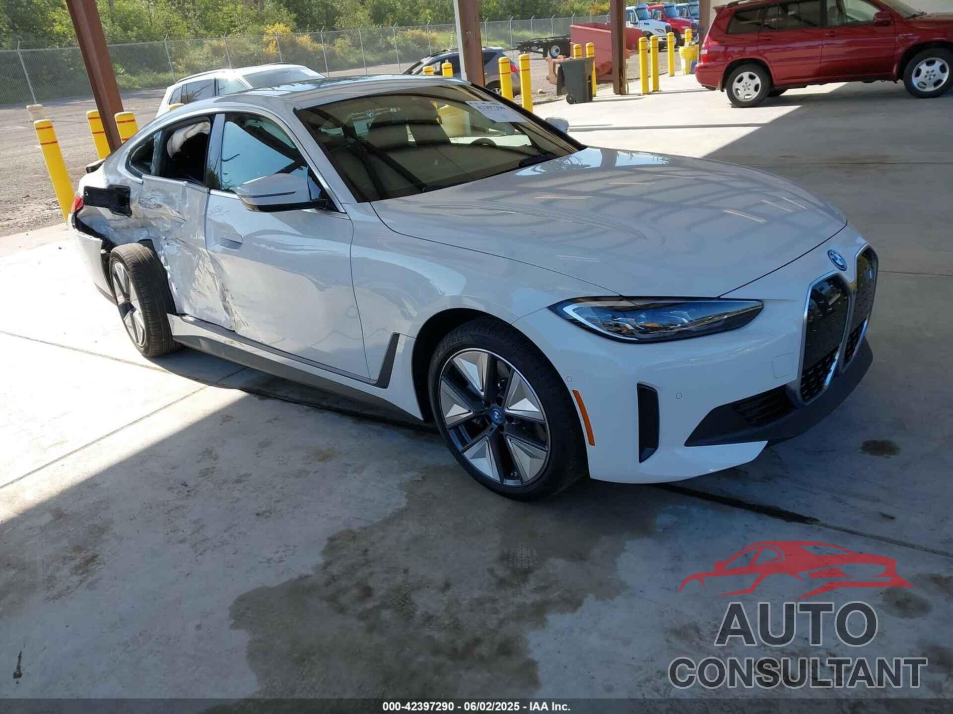 BMW I4 2024 - WBY83FB08RFR94660