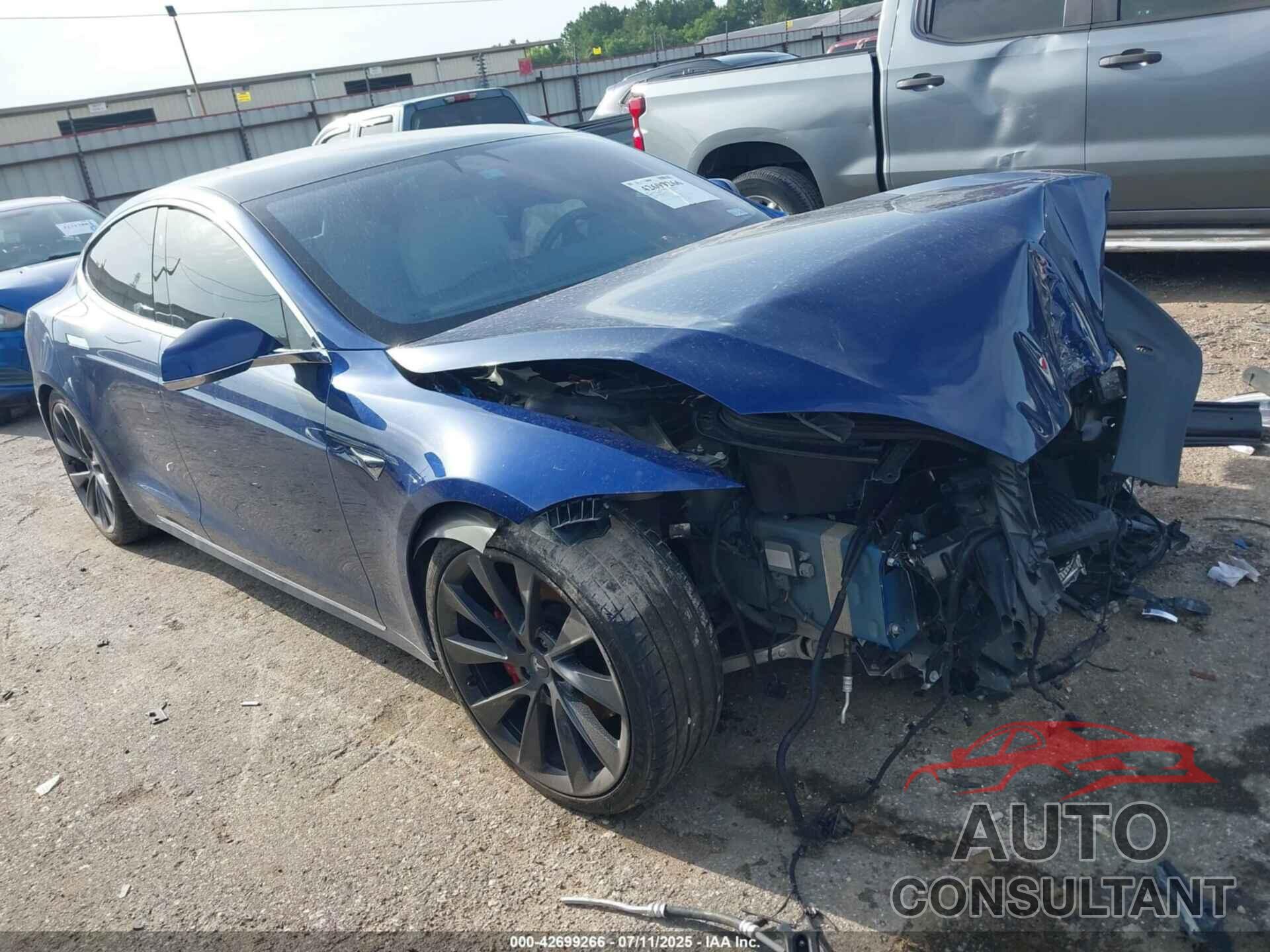 TESLA MODEL S 2020 - 5YJSA1E46LF370835