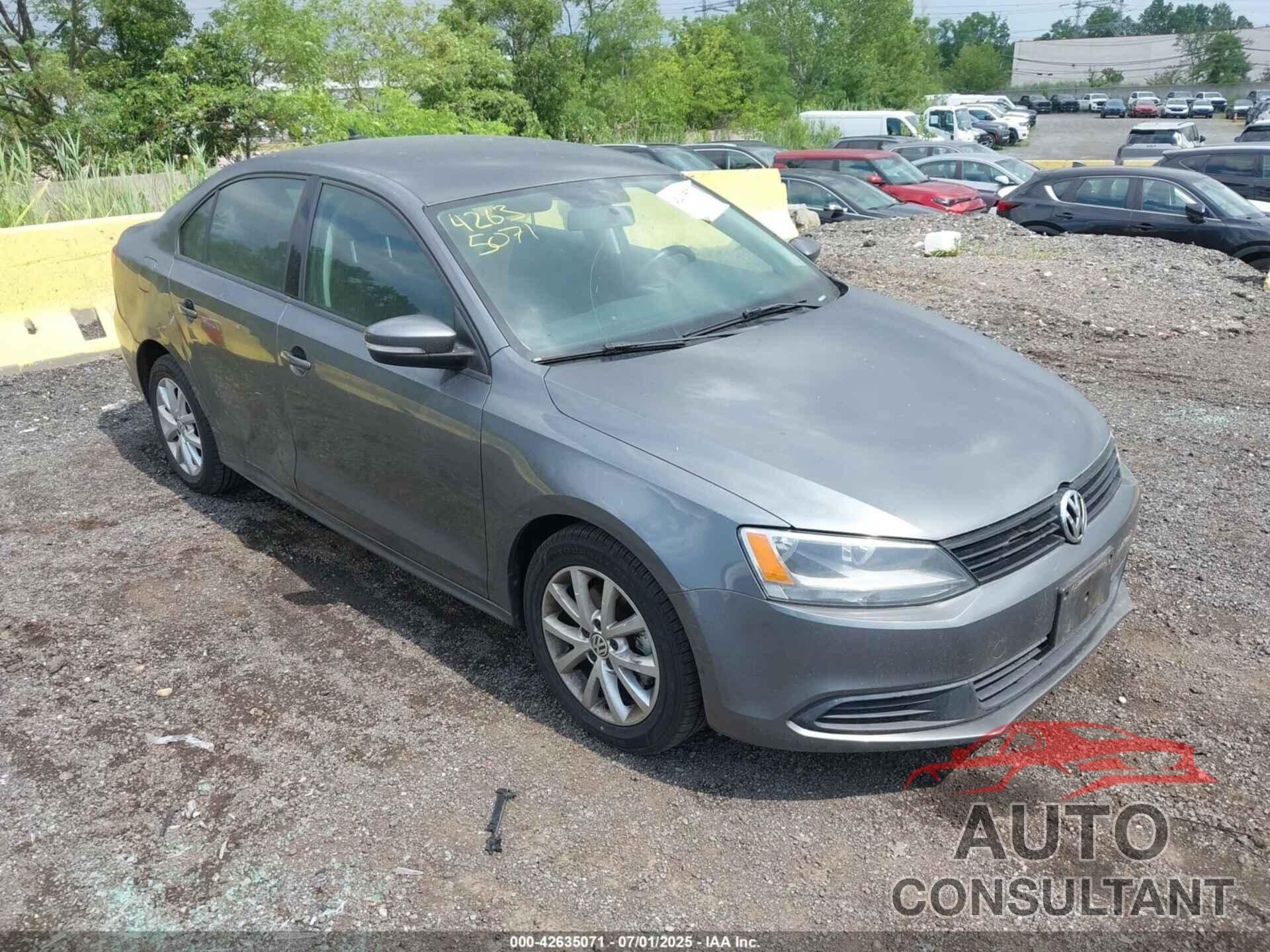 VOLKSWAGEN JETTA 2011 - 3VWDZ7AJ7BM350536