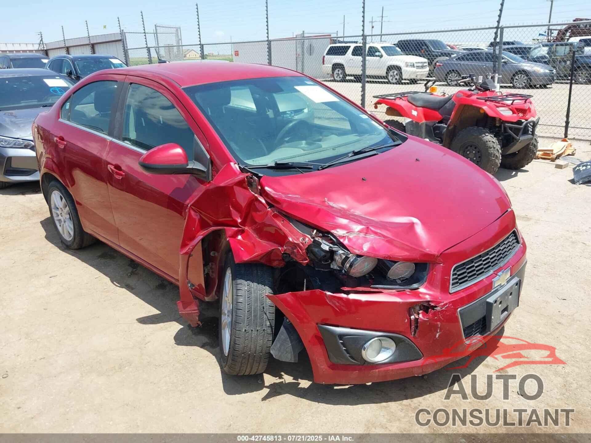 CHEVROLET SONIC 2012 - 1G1JC5SH6C4173085