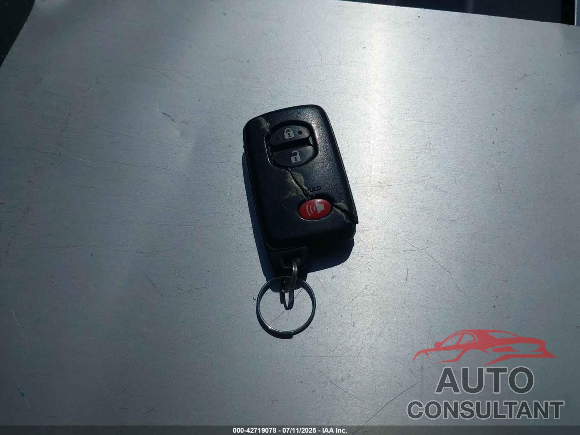 TOYOTA PRIUS 2015 - JTDKN3DU2F0424782