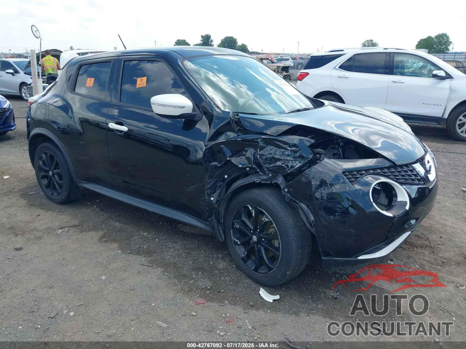 NISSAN JUKE 2017 - JN8AF5MR5HT703472