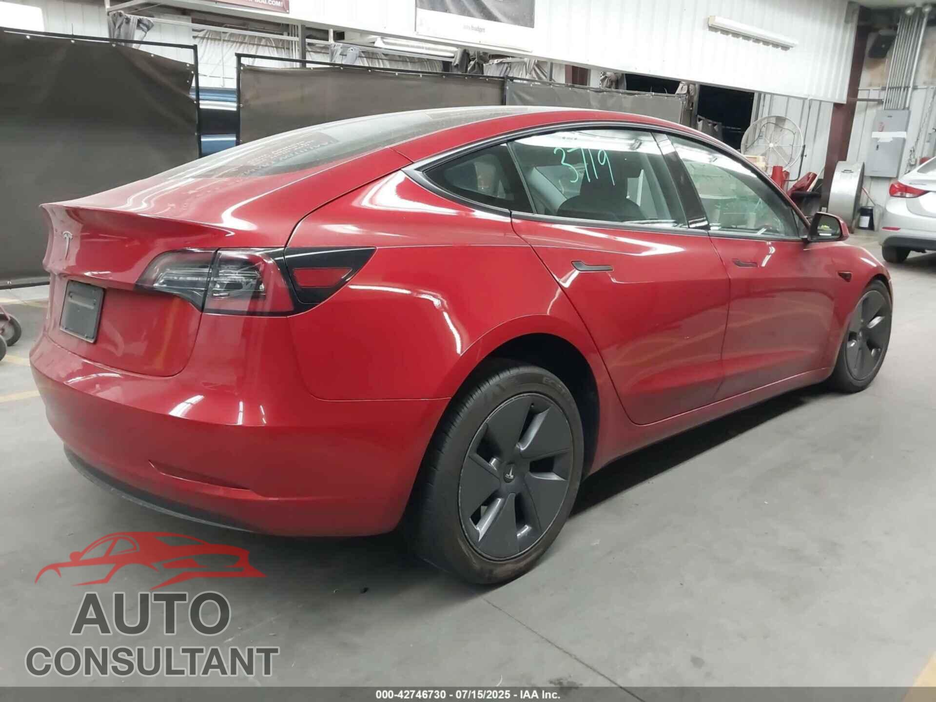 TESLA MODEL 3 2023 - 5YJ3E1EA0PF457182