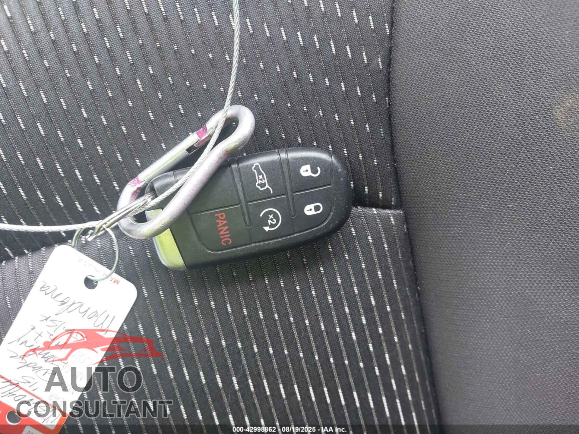 DODGE JOURNEY 2015 - 3C4PDCAB4FT535607