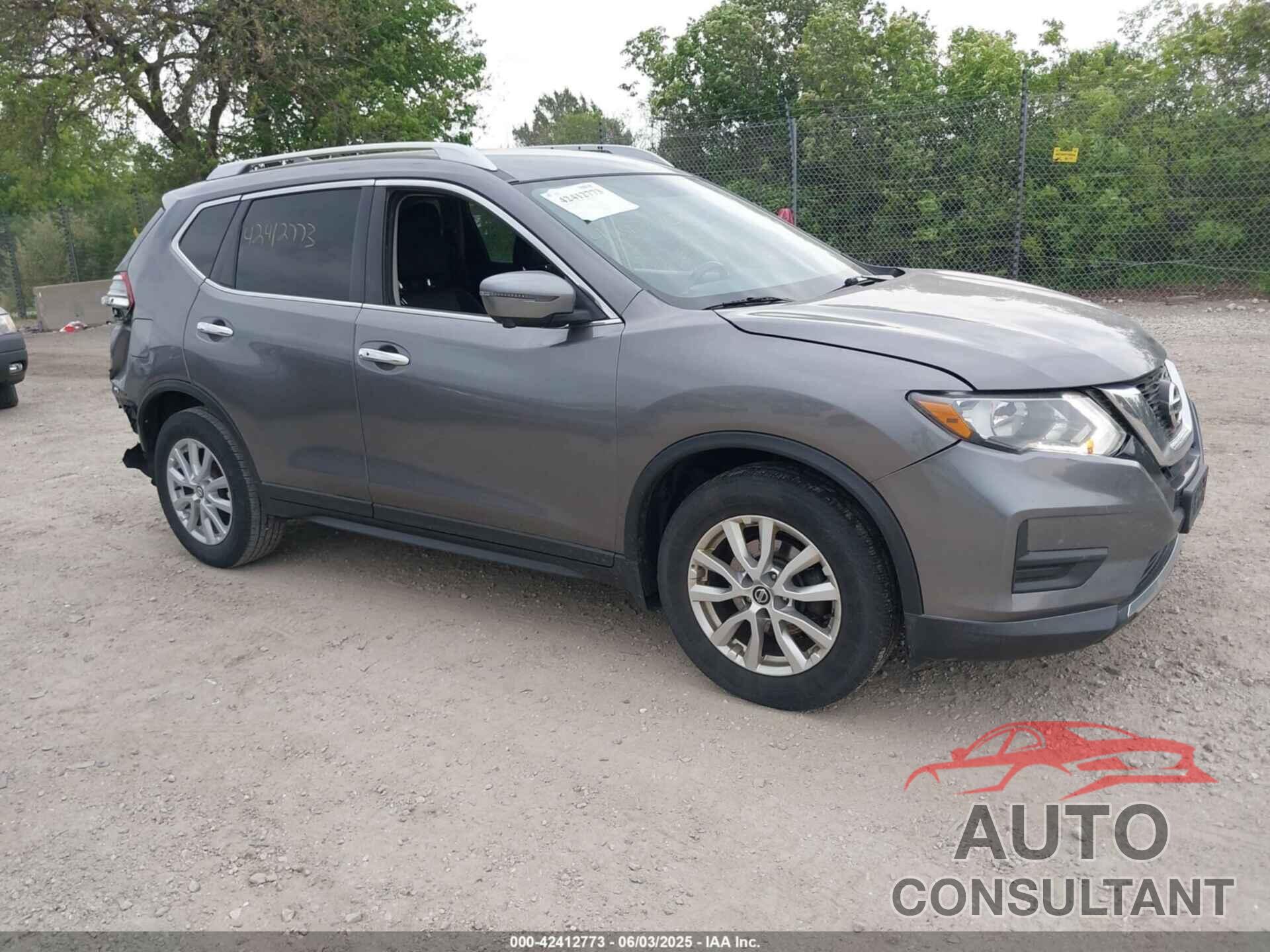 NISSAN ROGUE 2017 - KNMAT2MT6HP510495