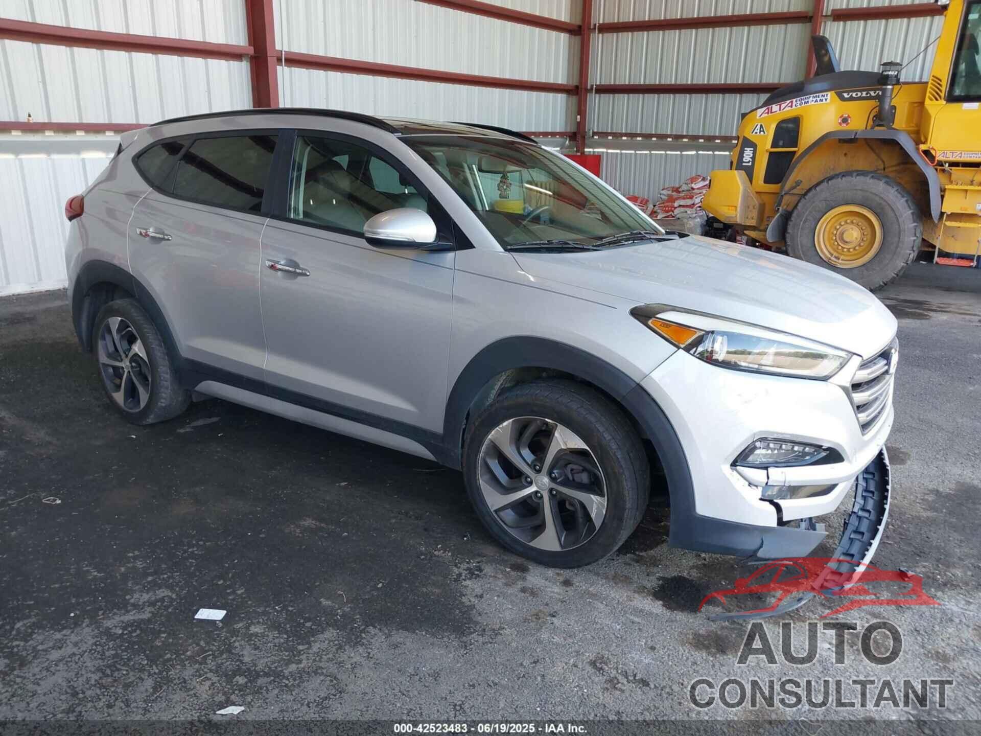 HYUNDAI TUCSON 2018 - KM8J3CA23JU625155