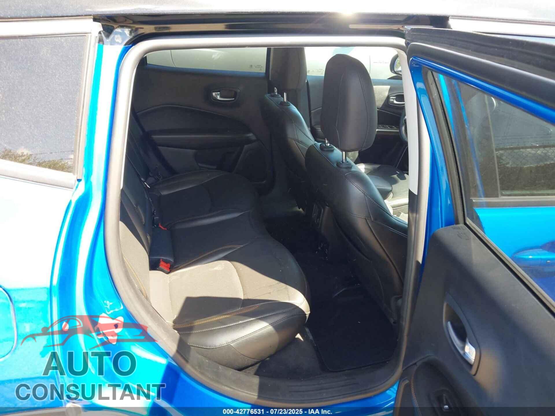 JEEP COMPASS 2019 - 3C4NJDCB7KT666379