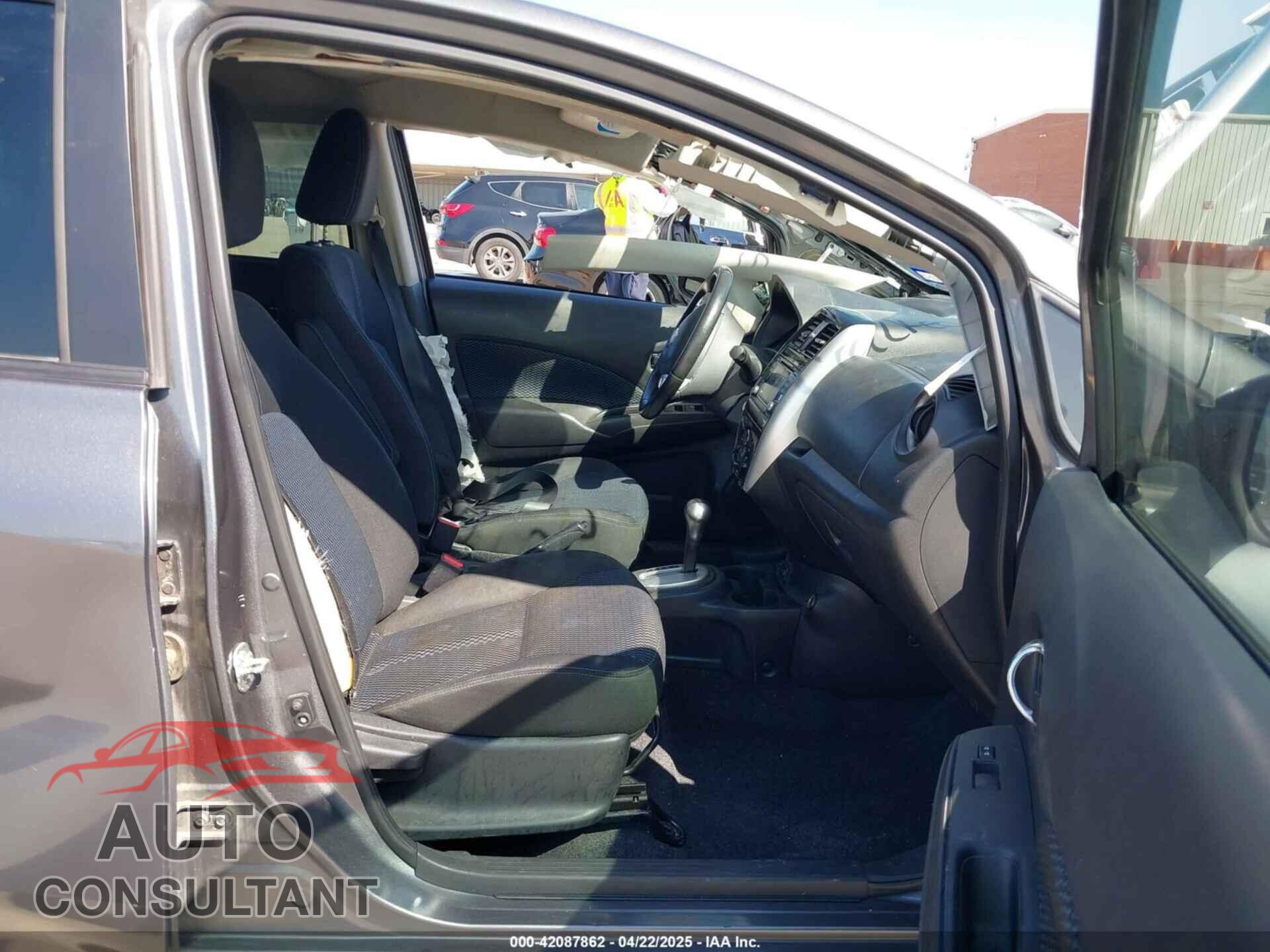 NISSAN VERSA NOTE 2017 - 3N1CE2CP9HL376524