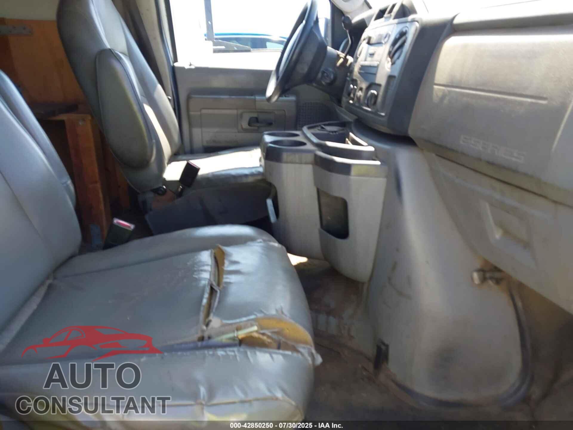 FORD E-150 2011 - 1FTNE1EW9BDA08877