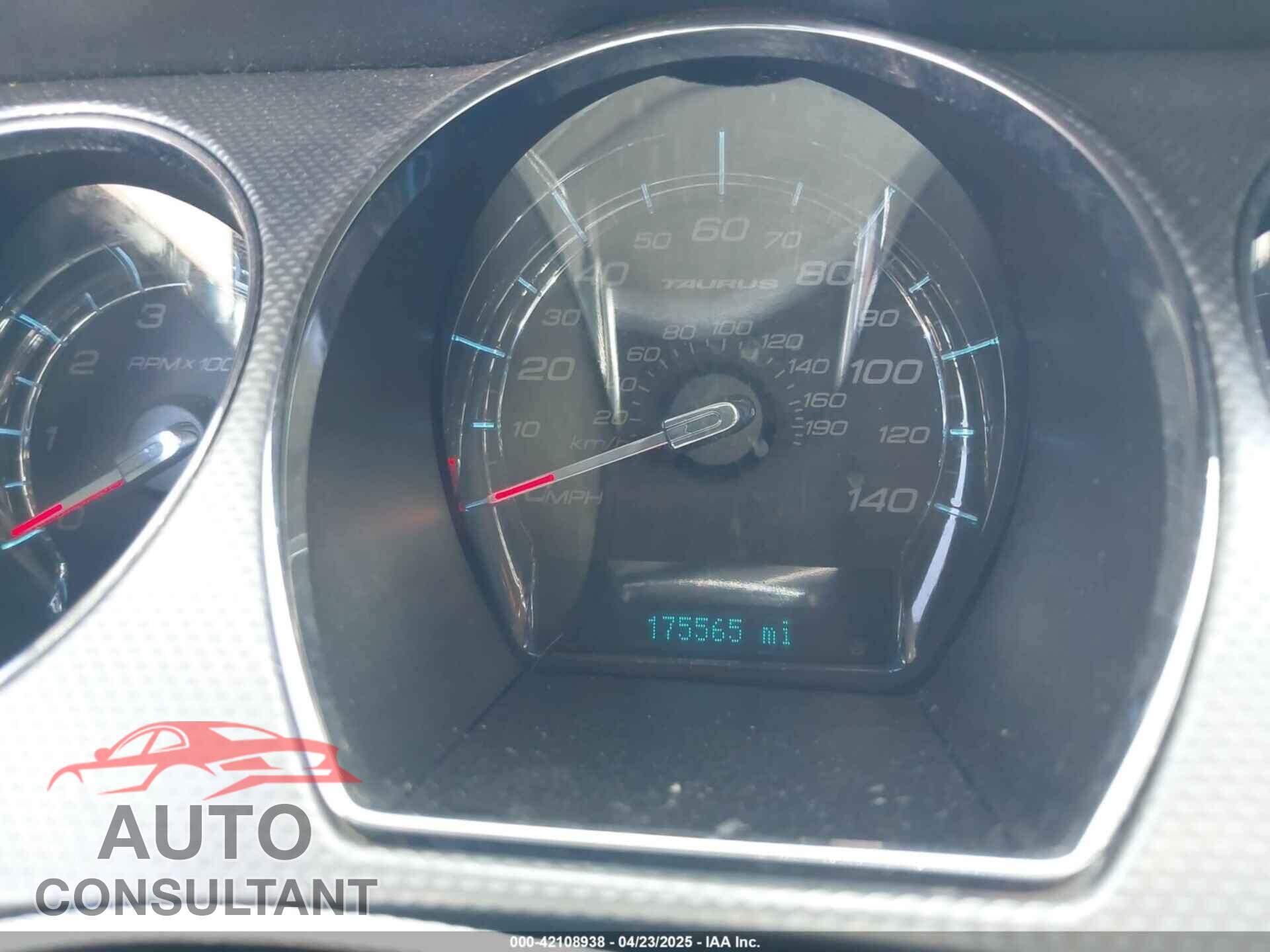 FORD TAURUS 2011 - 1FAHP2EW8BG160098