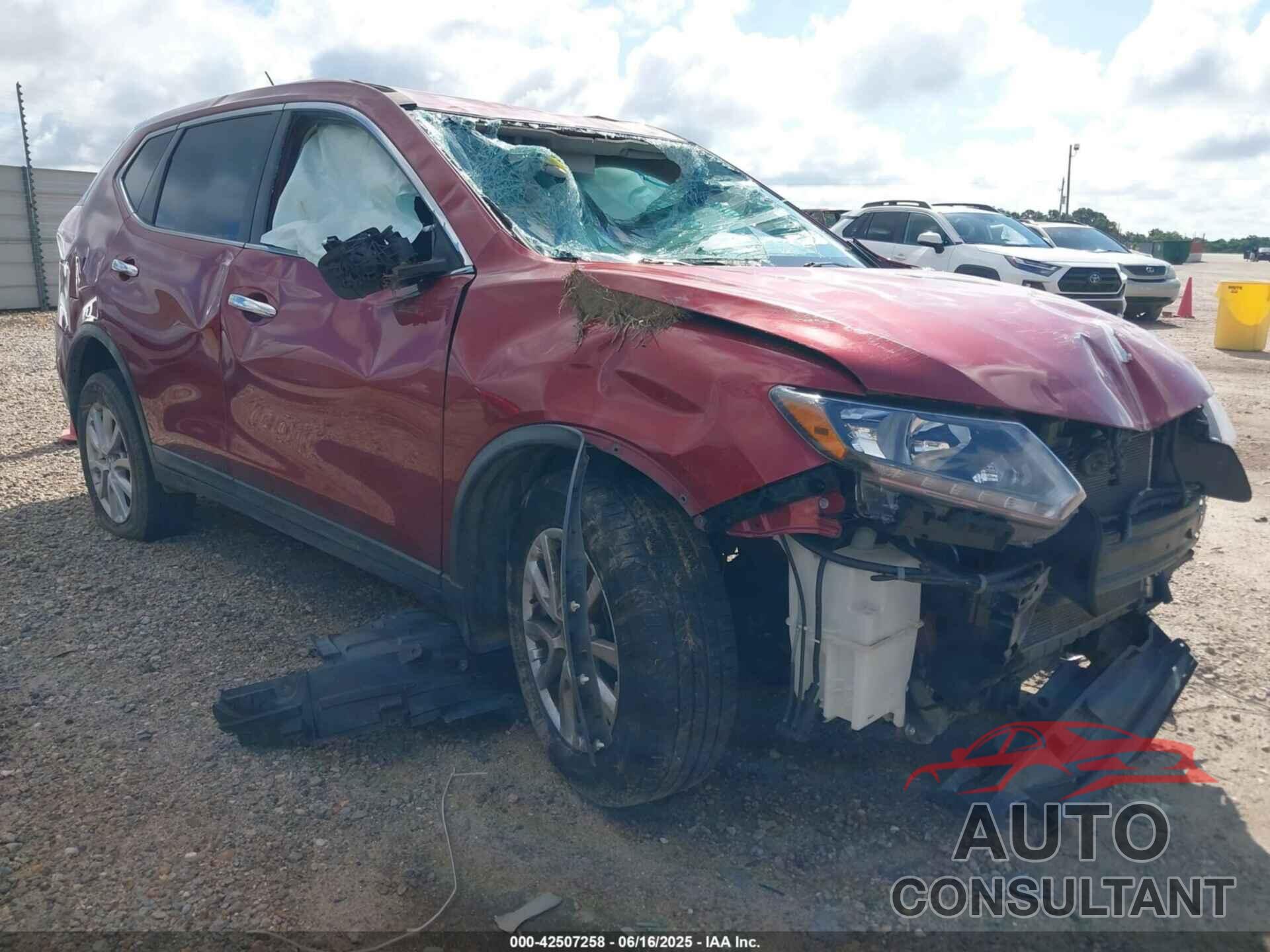 NISSAN ROGUE 2015 - KNMAT2MT1FP585263