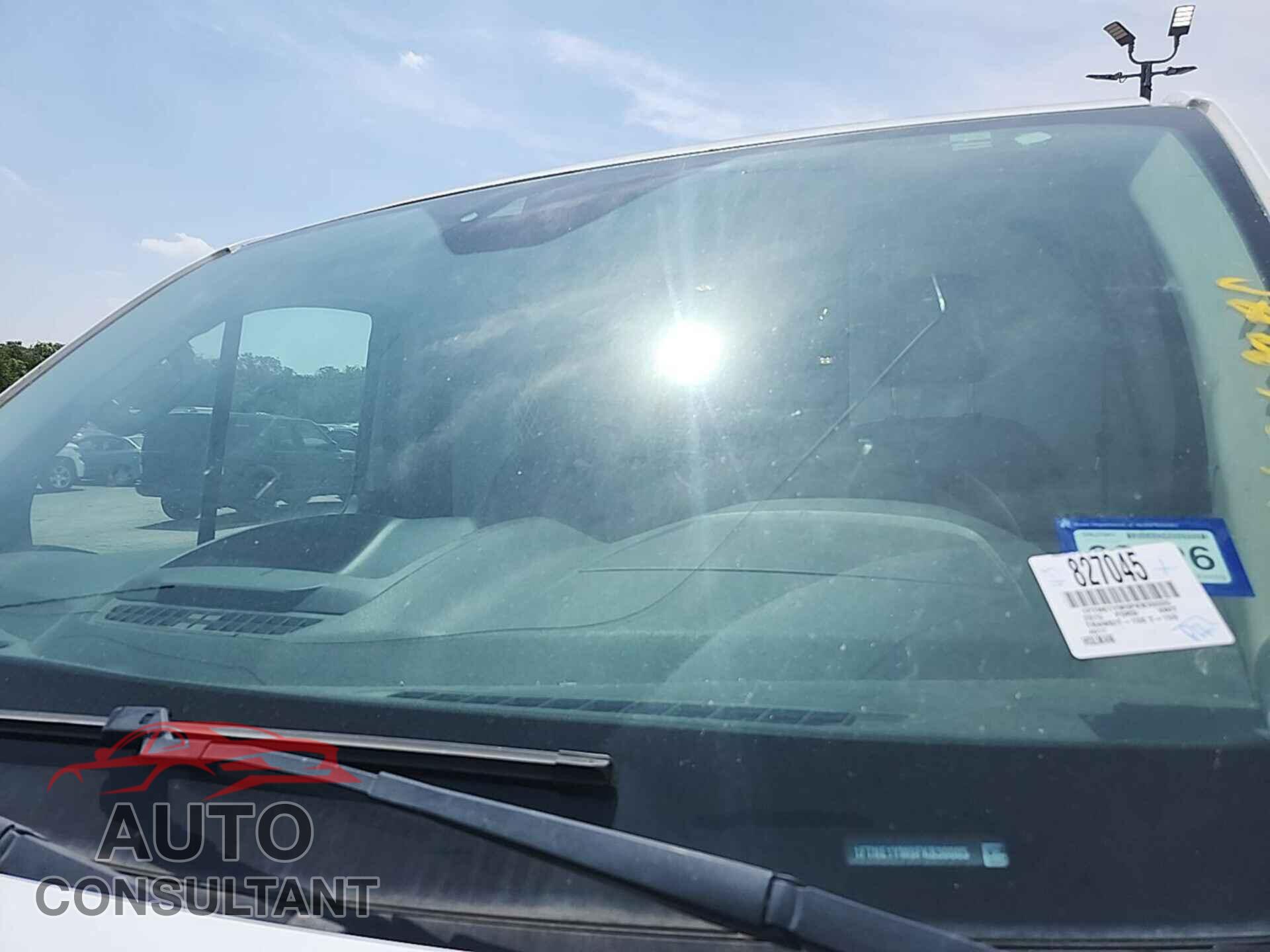 FORD TRANSIT 2015 - 1FTNE1YM9FKB30005