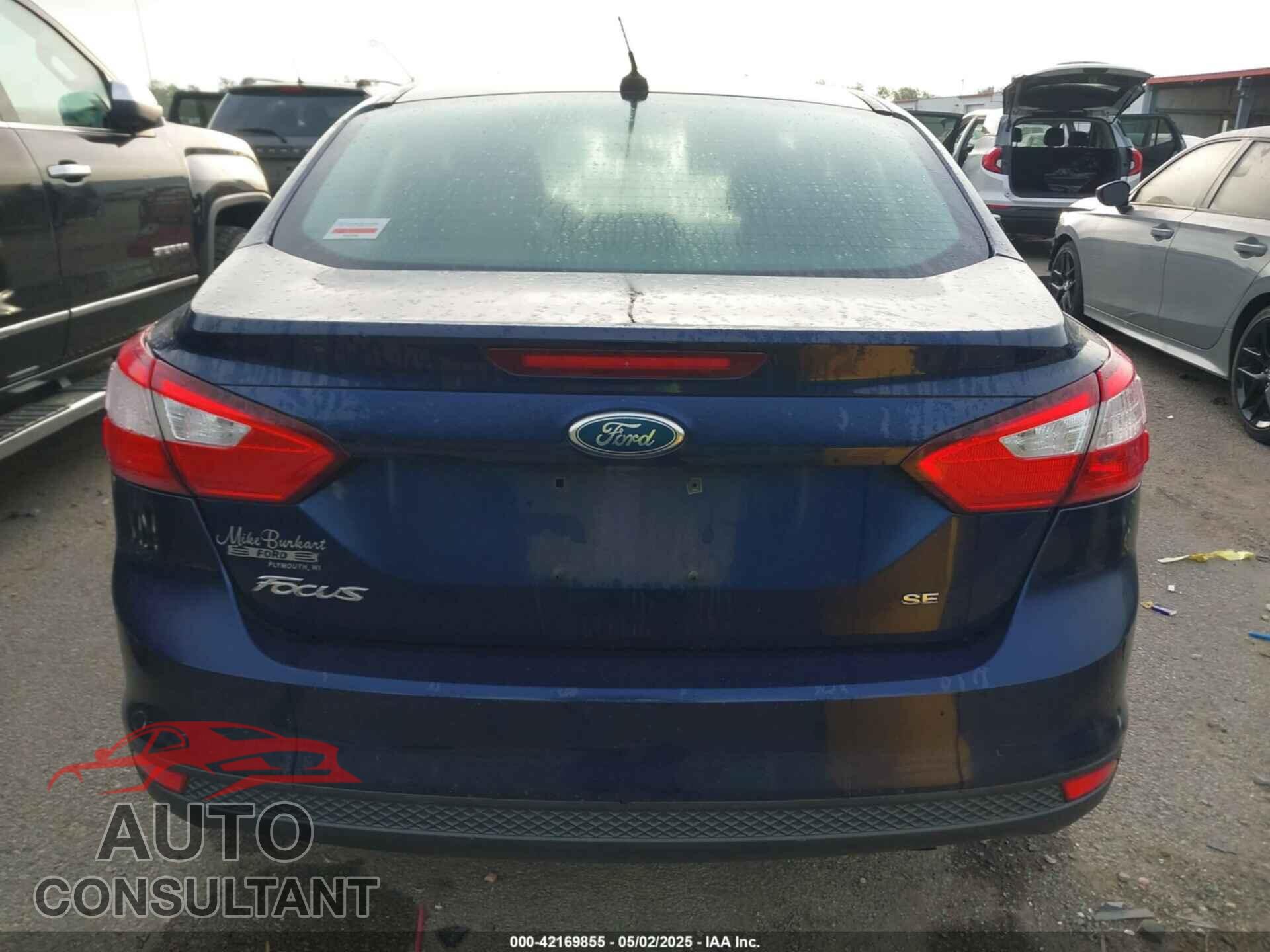 FORD FOCUS 2012 - 1FAHP3F24CL102600