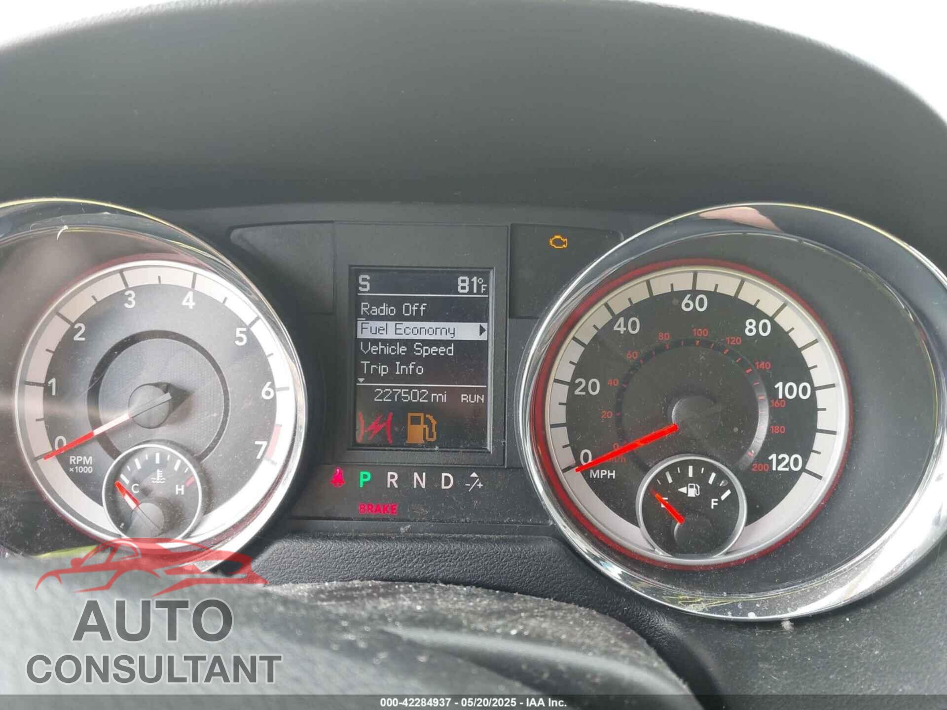 DODGE GRAND CARAVAN 2011 - 2D4RN5DGXBR707230