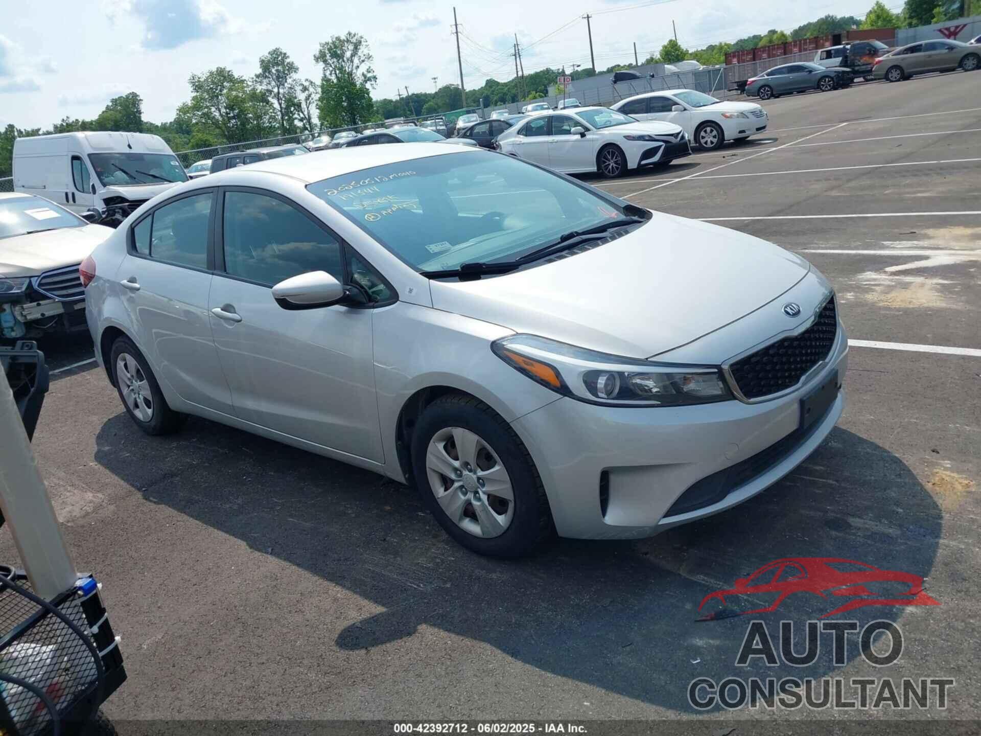 KIA FORTE 2018 - 3KPFK4A75JE191544