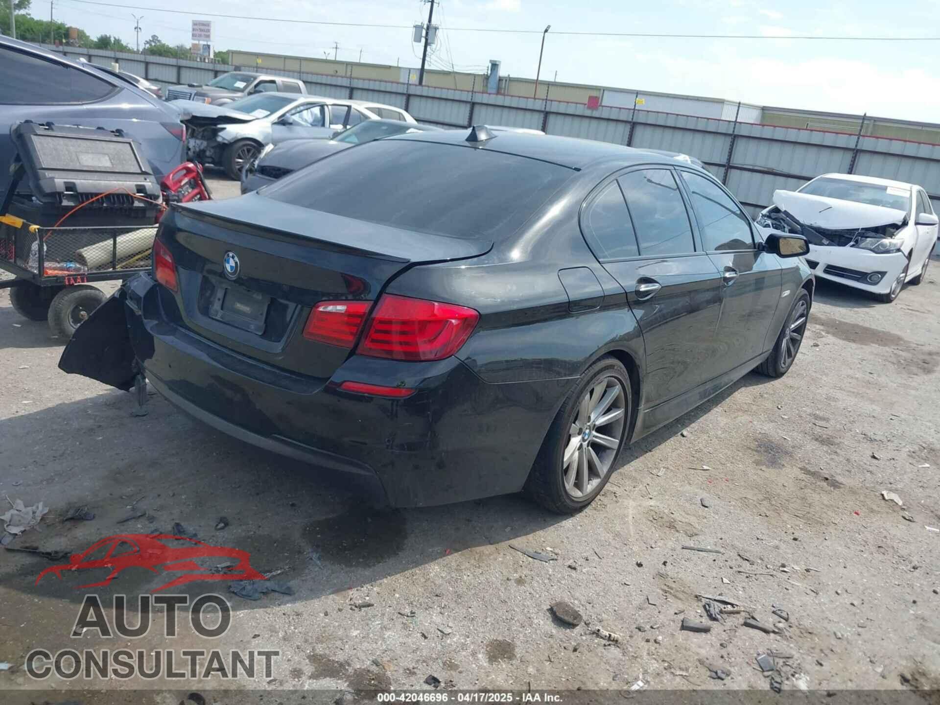 BMW 528I 2013 - WBAXG5C55DD229848