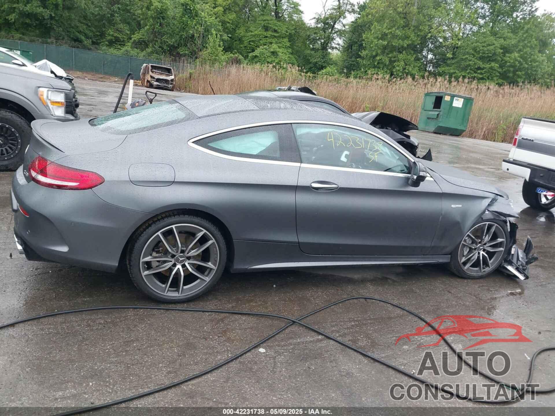 MERCEDES-BENZ AMG C 43 2023 - W1KWJ6EB3PG118300