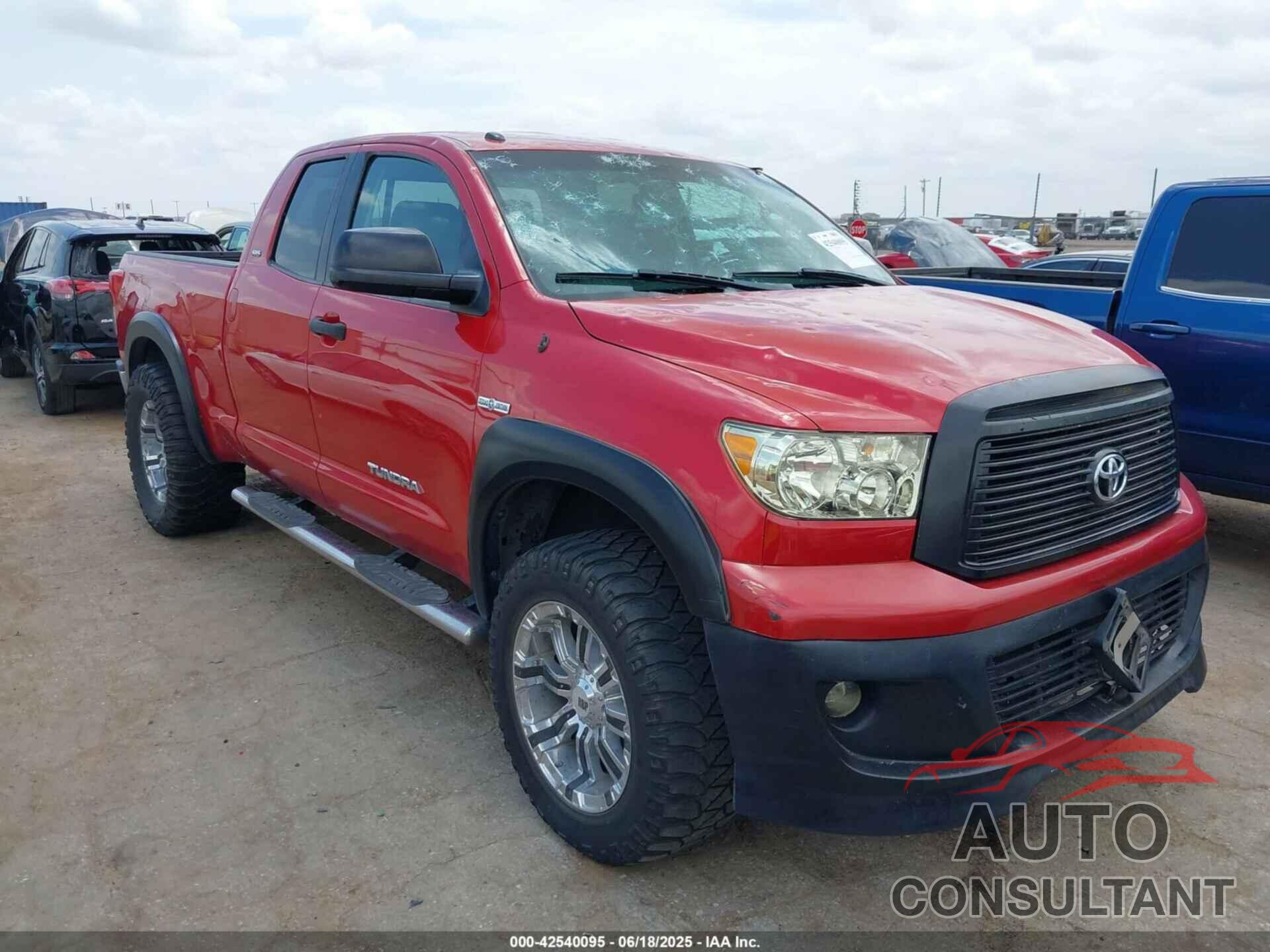 TOYOTA TUNDRA 2011 - 5TFRM5F16BX036164