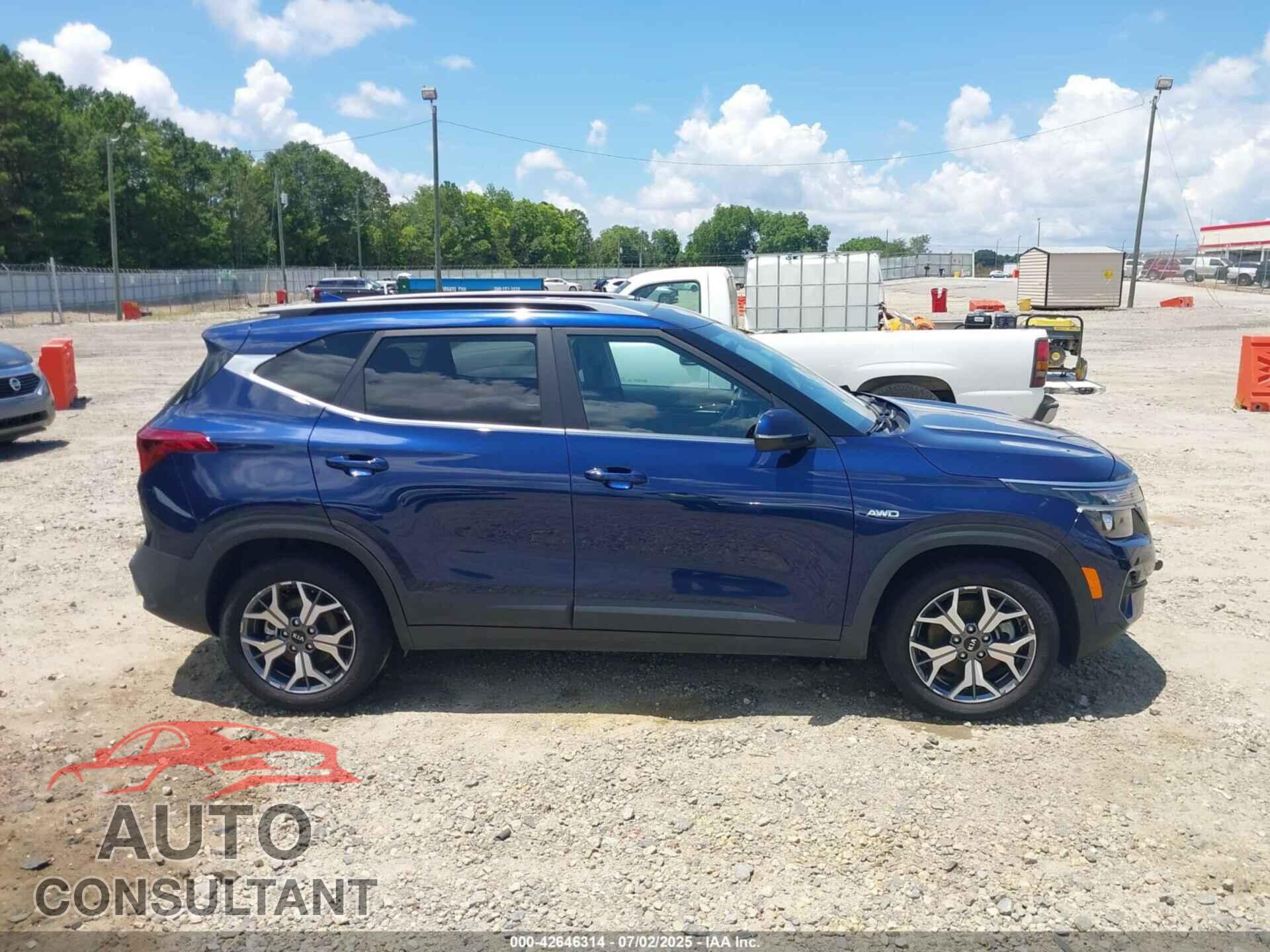 KIA SELTOS 2021 - KNDERCAA6M7229414