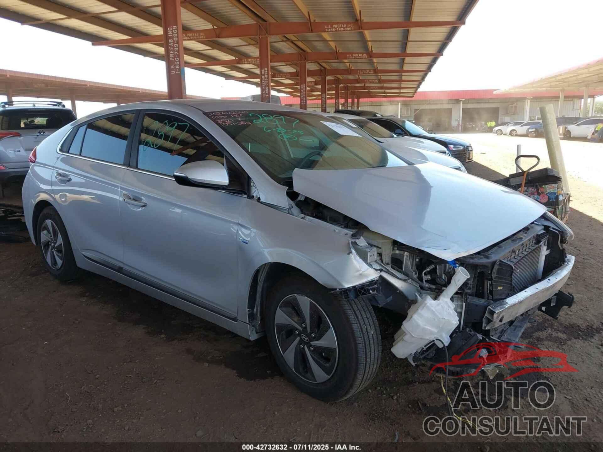 HYUNDAI IONIQ HYBRID 2018 - KMHC75LC8JU098521