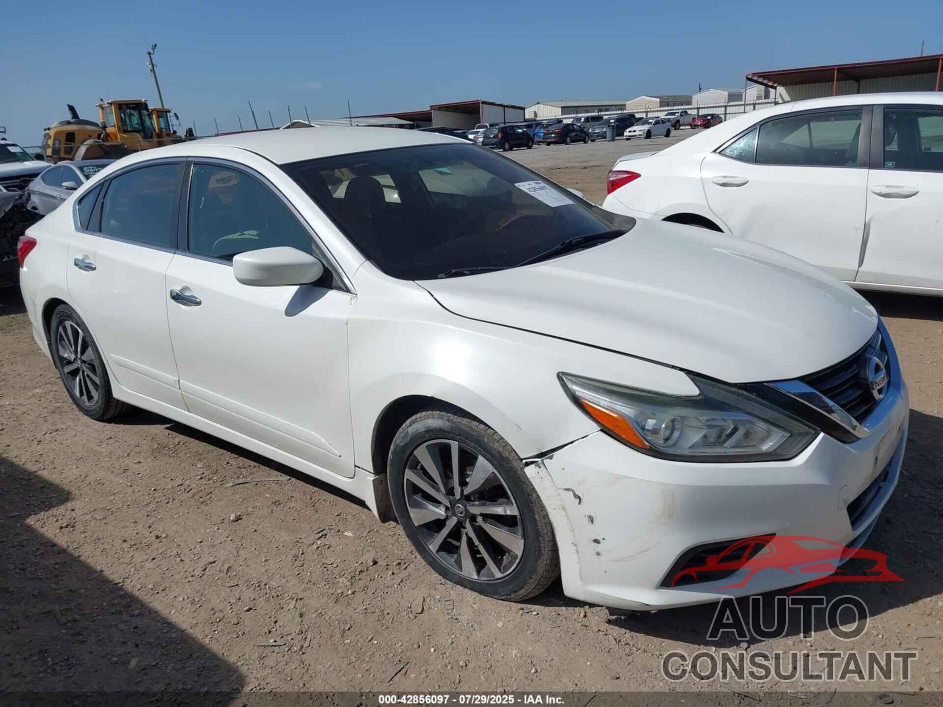 NISSAN ALTIMA 2017 - 1N4AL3AP5HC137234
