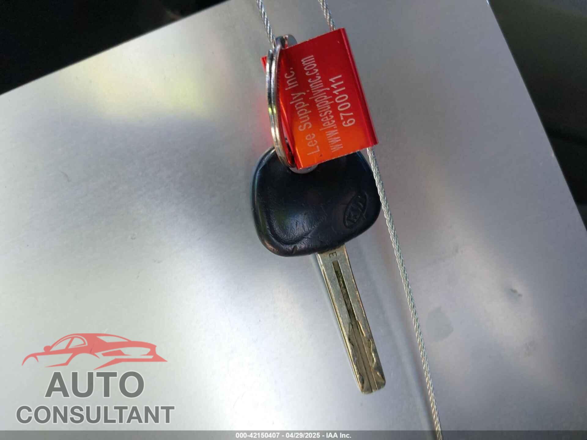 KIA RIO 2015 - KNADM4A36F6525086