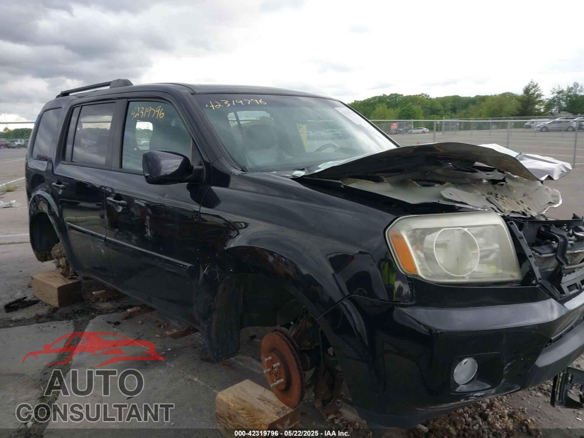 HONDA PILOT 2011 - 5FNYF4H69BB041653