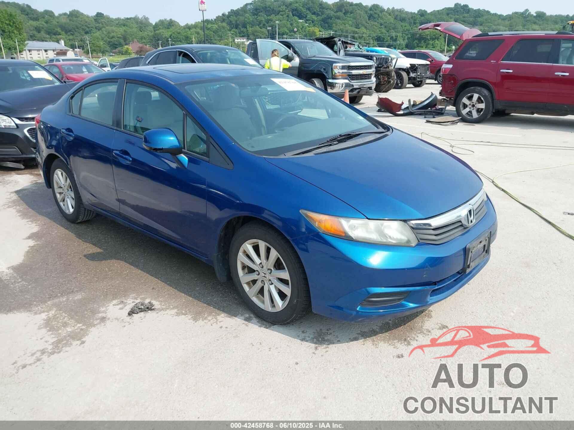 HONDA CIVIC 2012 - 2HGFB2F88CH503077