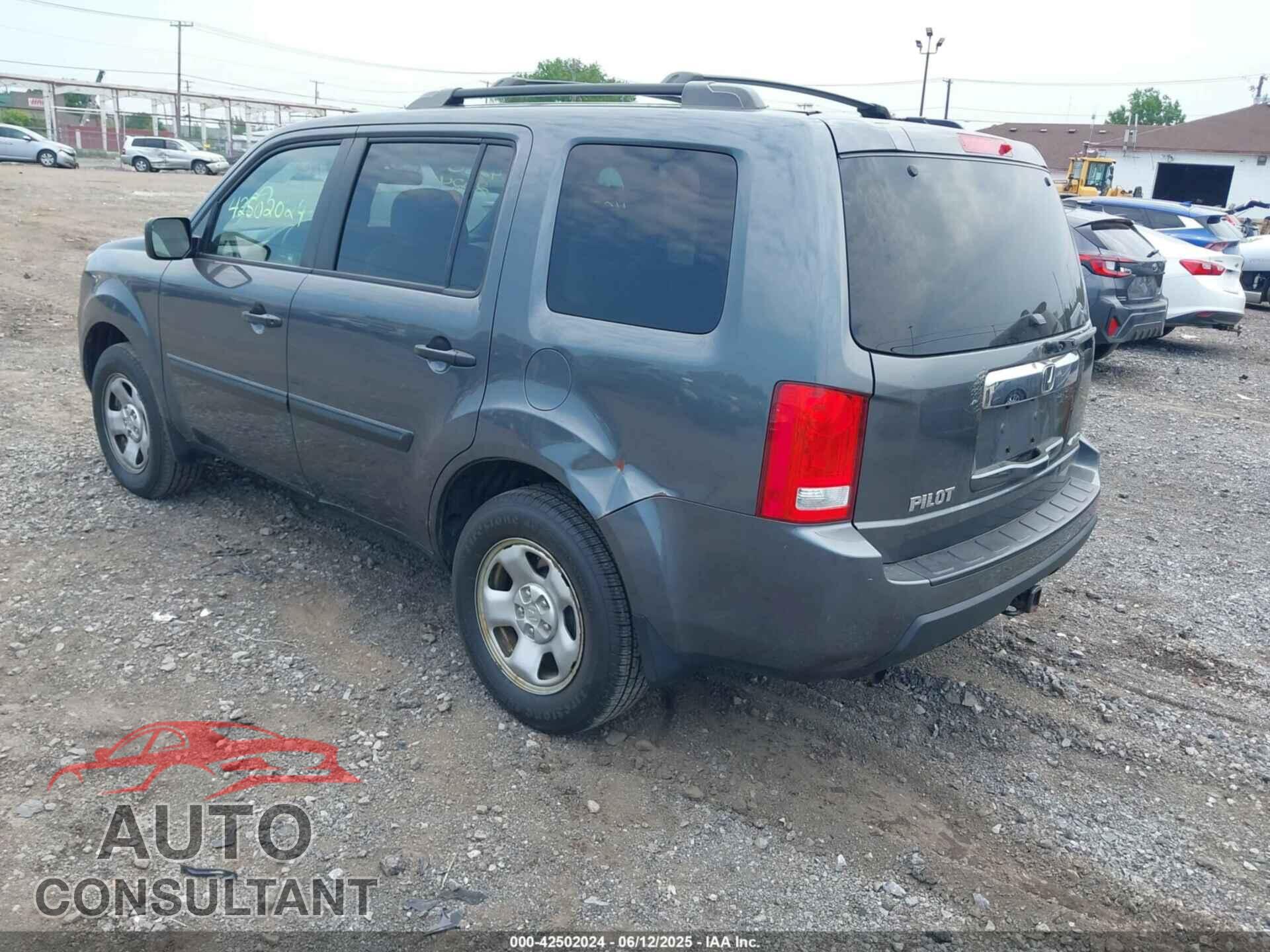 HONDA PILOT 2011 - 5FNYF4H28BB055962