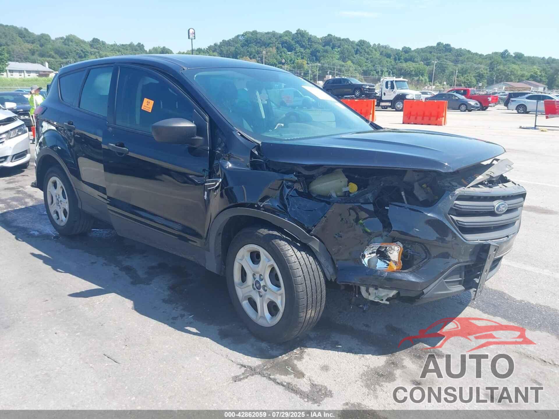 FORD ESCAPE 2019 - 1FMCU0F73KUA18697